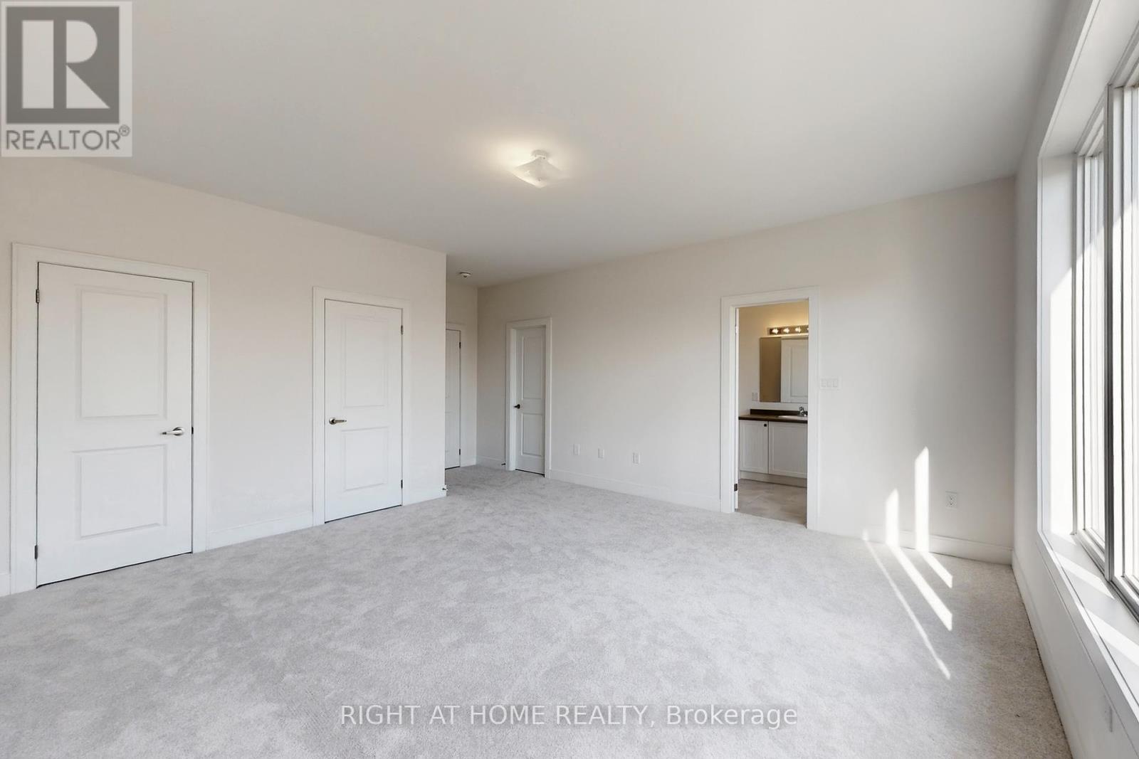 243 Duncan Street, Clearview, Ontario  L0M 1S0 - Photo 23 - S12438151