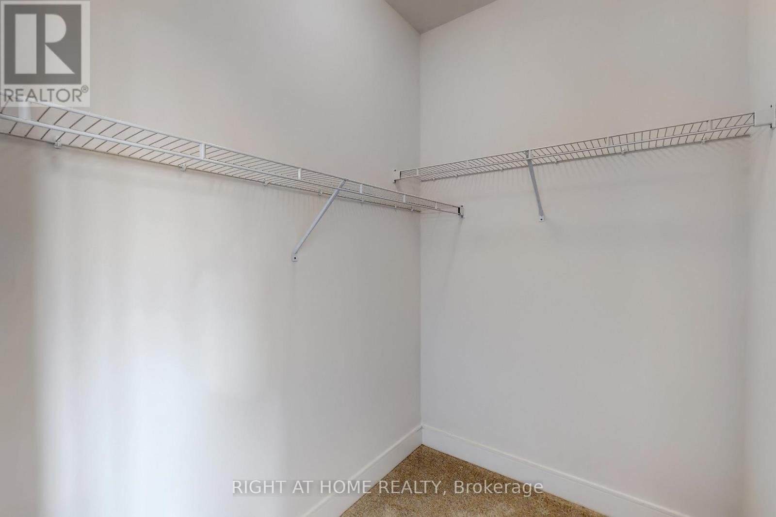 243 Duncan Street, Clearview, Ontario  L0M 1S0 - Photo 26 - S12438151