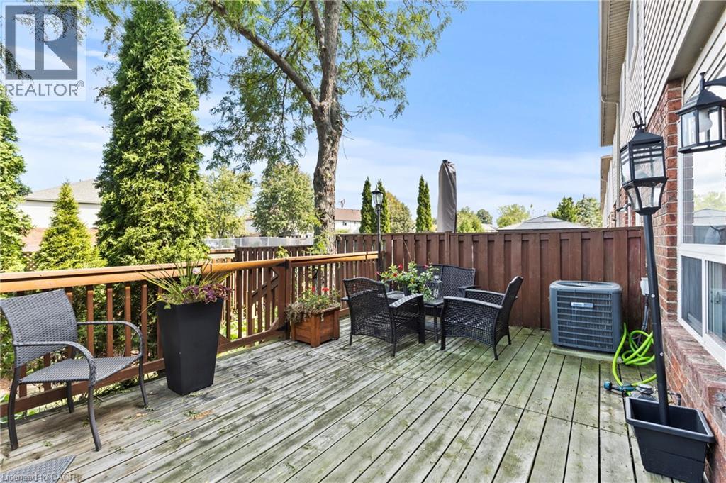 1860 Upper Gage Avenue Unit# 11, Hamilton, Ontario  L8W 3Y6 - Photo 37 - 40775514