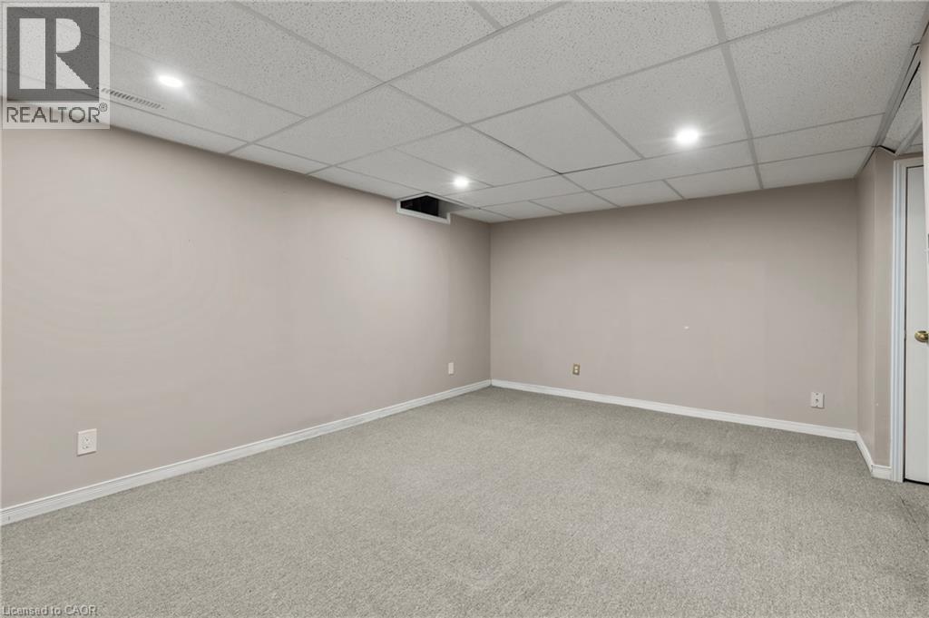 1860 Upper Gage Avenue Unit# 11, Hamilton, Ontario  L8W 3Y6 - Photo 34 - 40775514