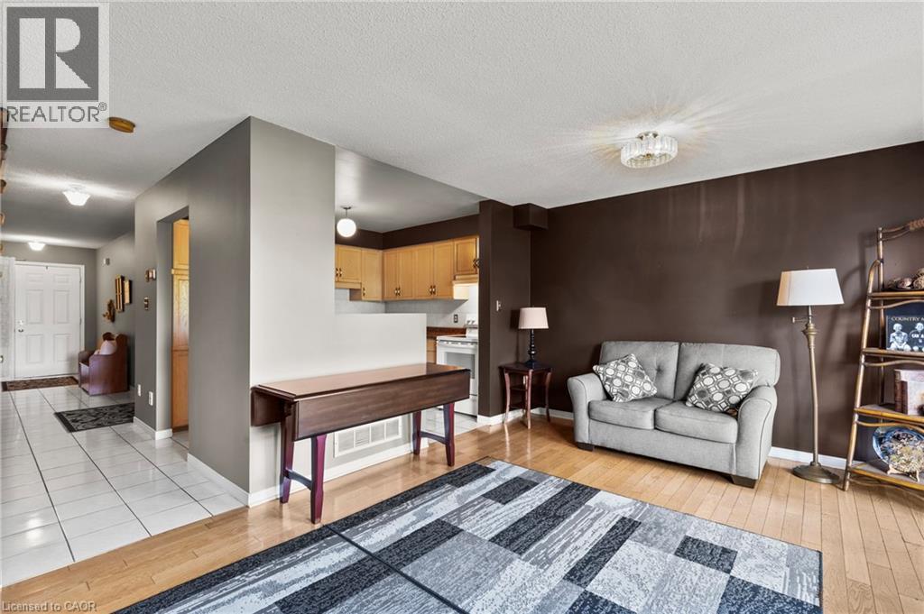 1860 Upper Gage Avenue Unit# 11, Hamilton, Ontario  L8W 3Y6 - Photo 11 - 40775514