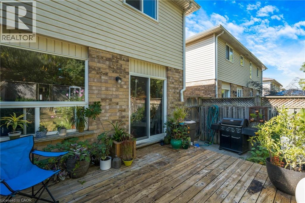33 Critcher Avenue, Cambridge, Ontario  N1T 2C5 - Photo 4 - 40775539