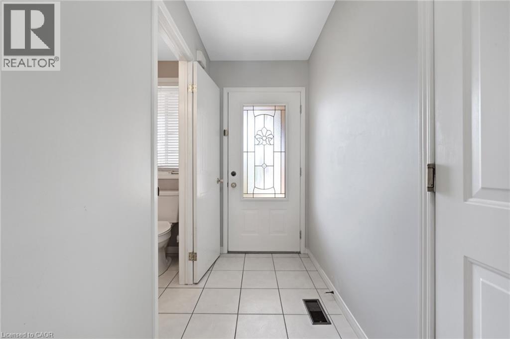 33 Critcher Avenue, Cambridge, Ontario  N1T 2C5 - Photo 6 - 40775539