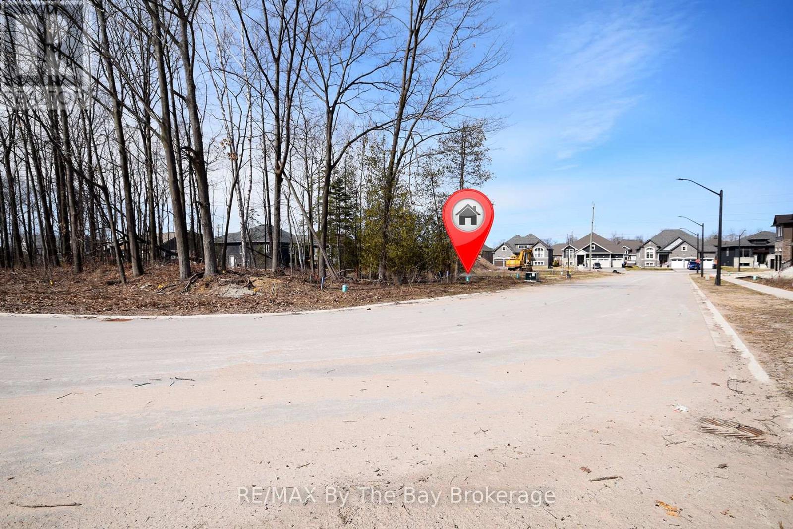 36 Joanne Crescent, Wasaga Beach, Ontario  L9Z 1R4 - Photo 7 - S12438333