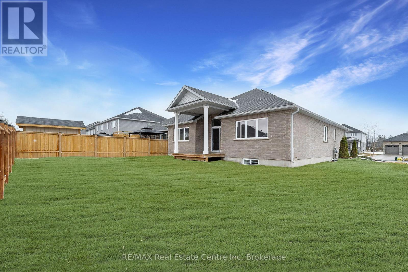 130 Stephenson Way, Minto, Ontario  N0G 2P0 - Photo 31 - X12438262