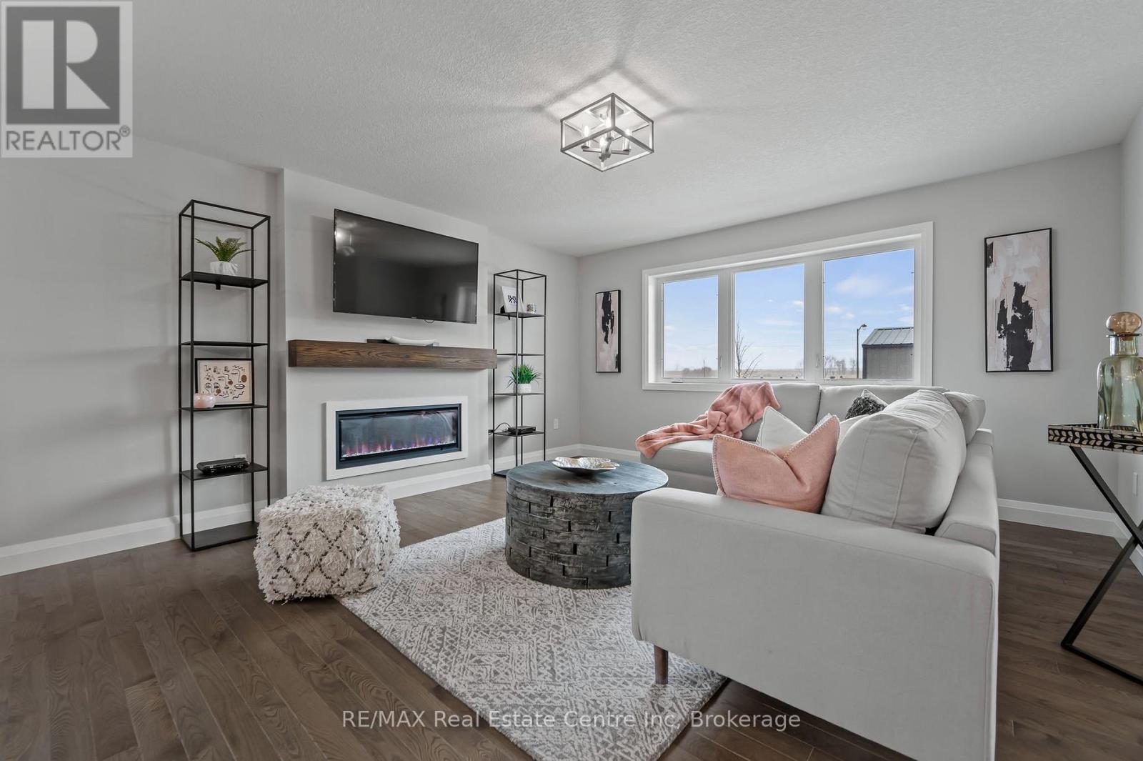 130 Stephenson Way, Minto, Ontario  N0G 2P0 - Photo 7 - X12438262