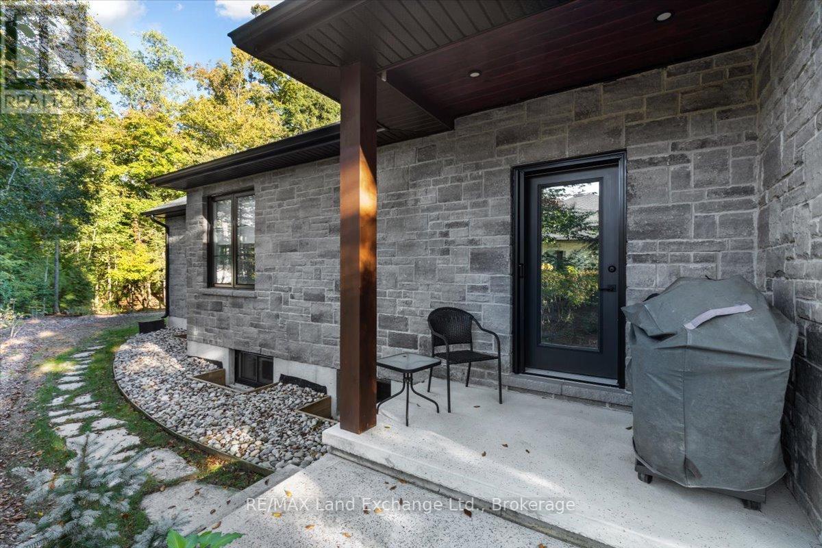 57 Pegasus Trail, Saugeen Shores, Ontario  N0H 2C6 - Photo 35 - X12438270