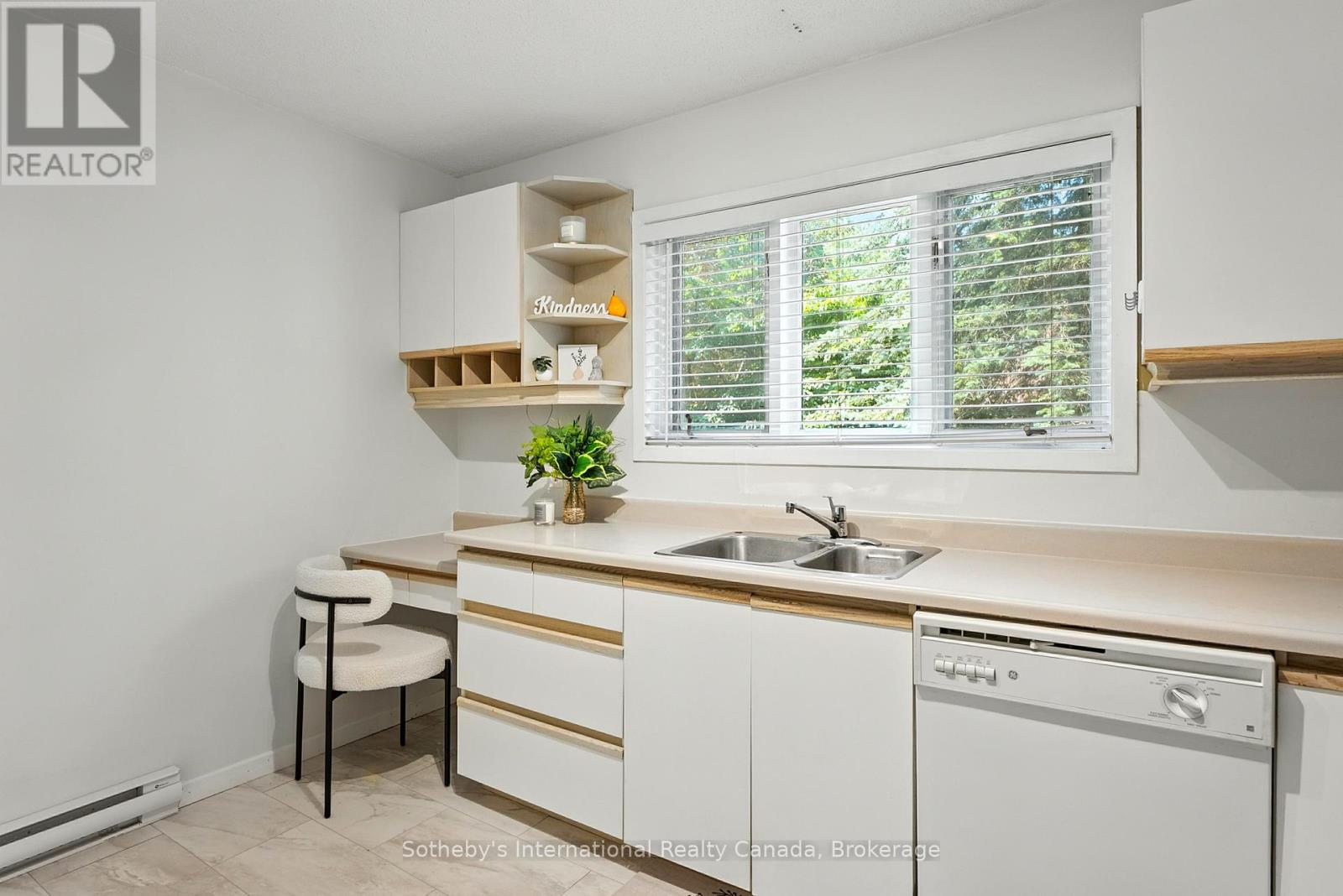 10 - 49 Southbank Drive, Bracebridge, Ontario  P1L 1G2 - Photo 8 - X12438309