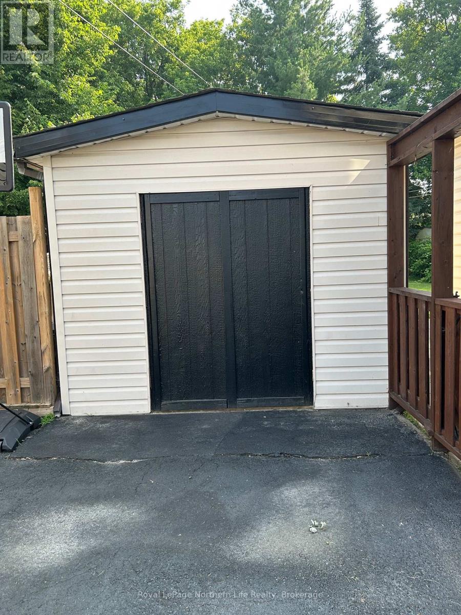 360 Worthington Street W, North Bay, Ontario  P1B 3B6 - Photo 33 - X12438294