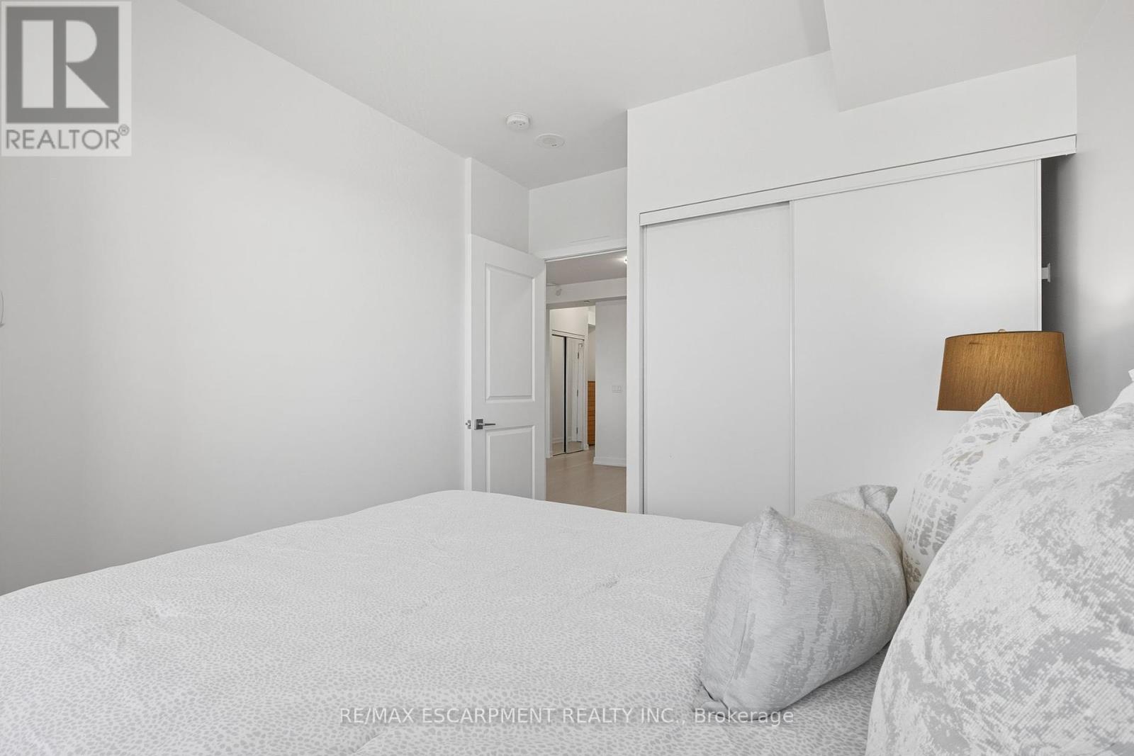 1501 - 4655 Glen Erin Drive, Mississauga, Ontario  L5M 0Z1 - Photo 13 - W12438118
