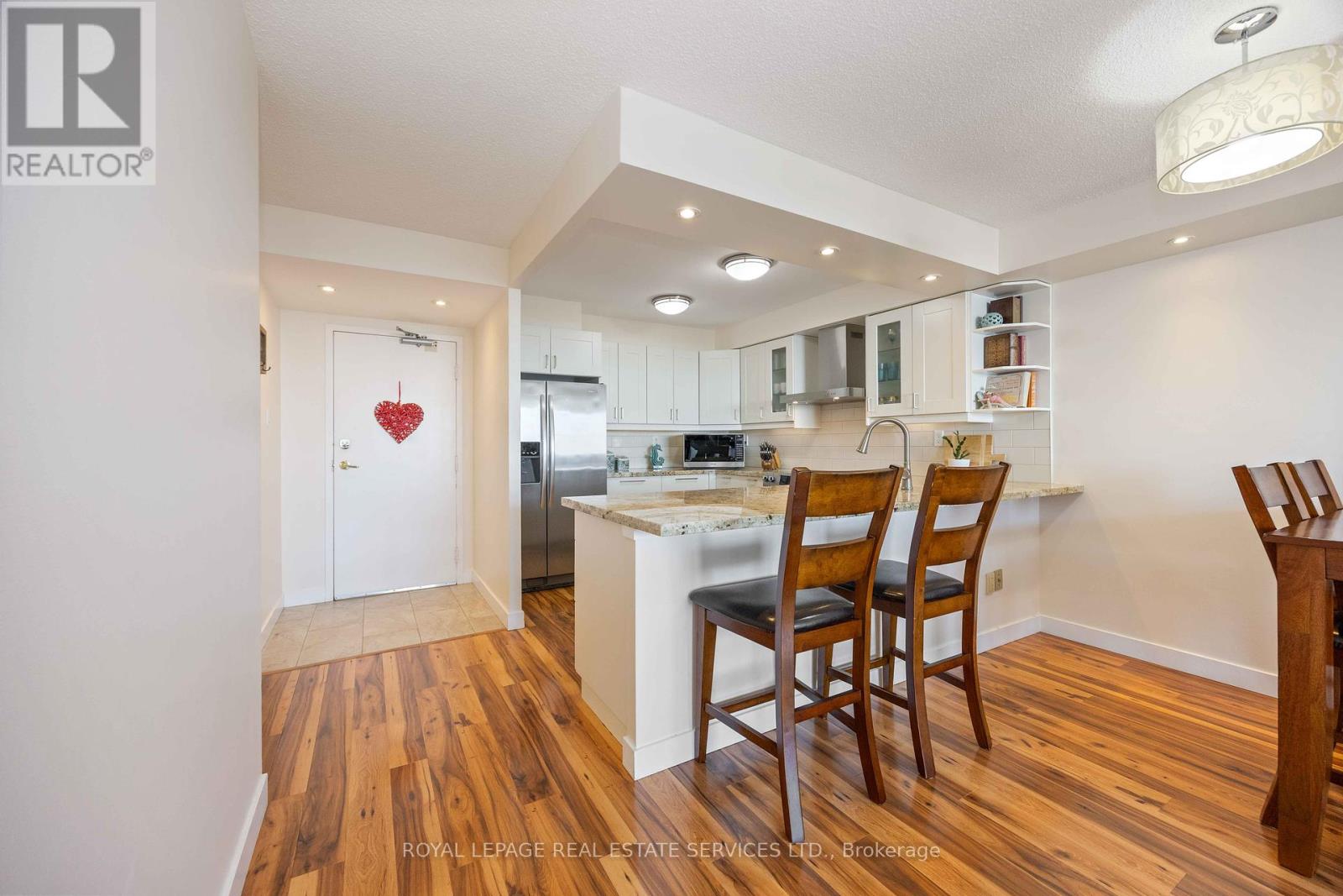 1410 - 3845 Lakeshore Boulevard W, Toronto, Ontario  M8W 4Y3 - Photo 12 - W12438134