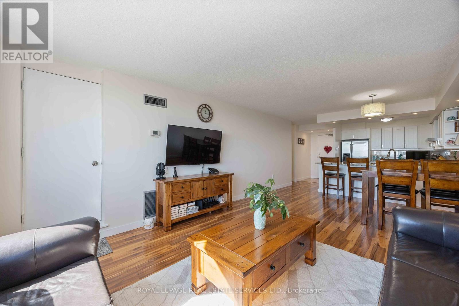 1410 - 3845 Lakeshore Boulevard W, Toronto, Ontario  M8W 4Y3 - Photo 17 - W12438134
