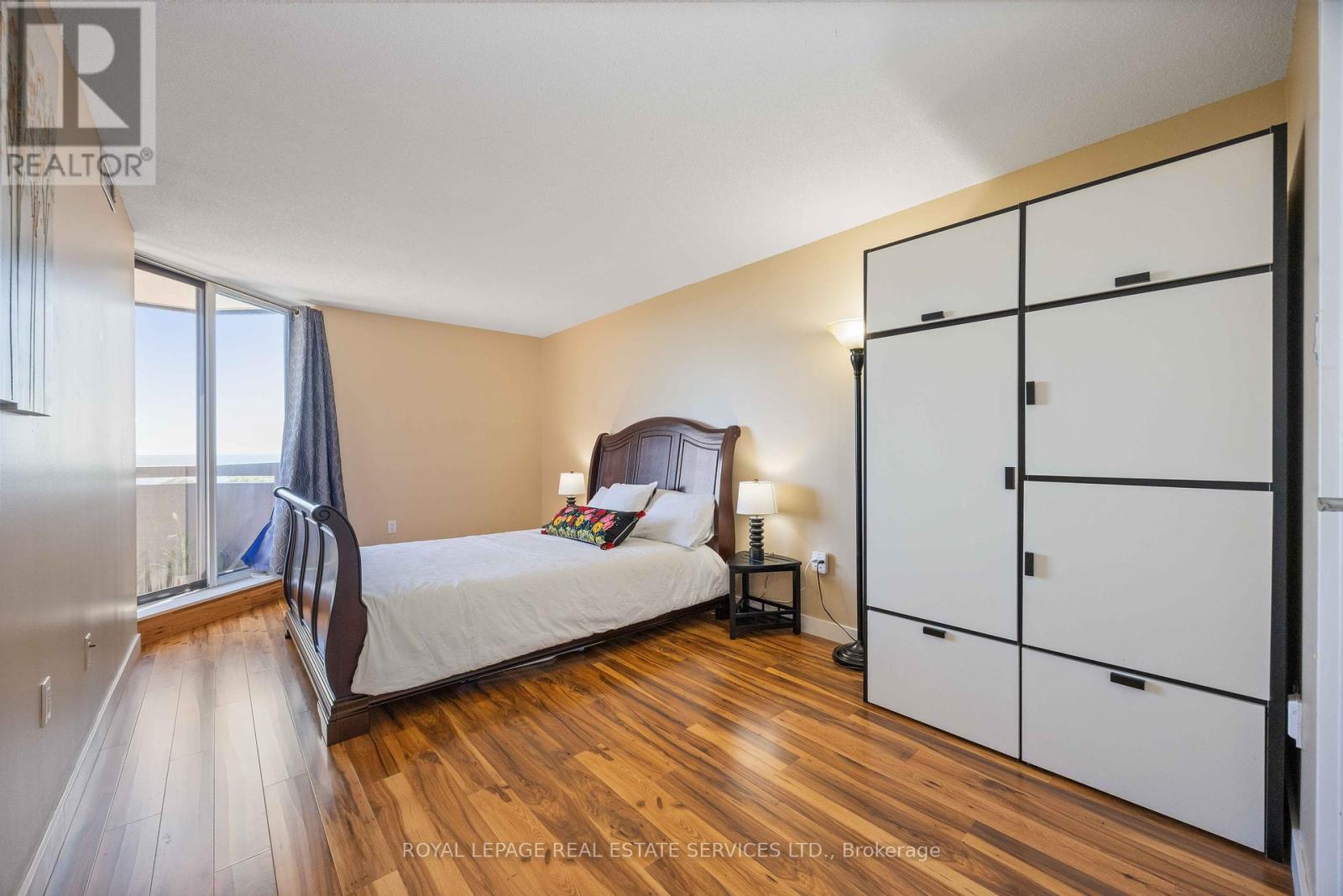 1410 - 3845 Lakeshore Boulevard W, Toronto, Ontario  M8W 4Y3 - Photo 19 - W12438134