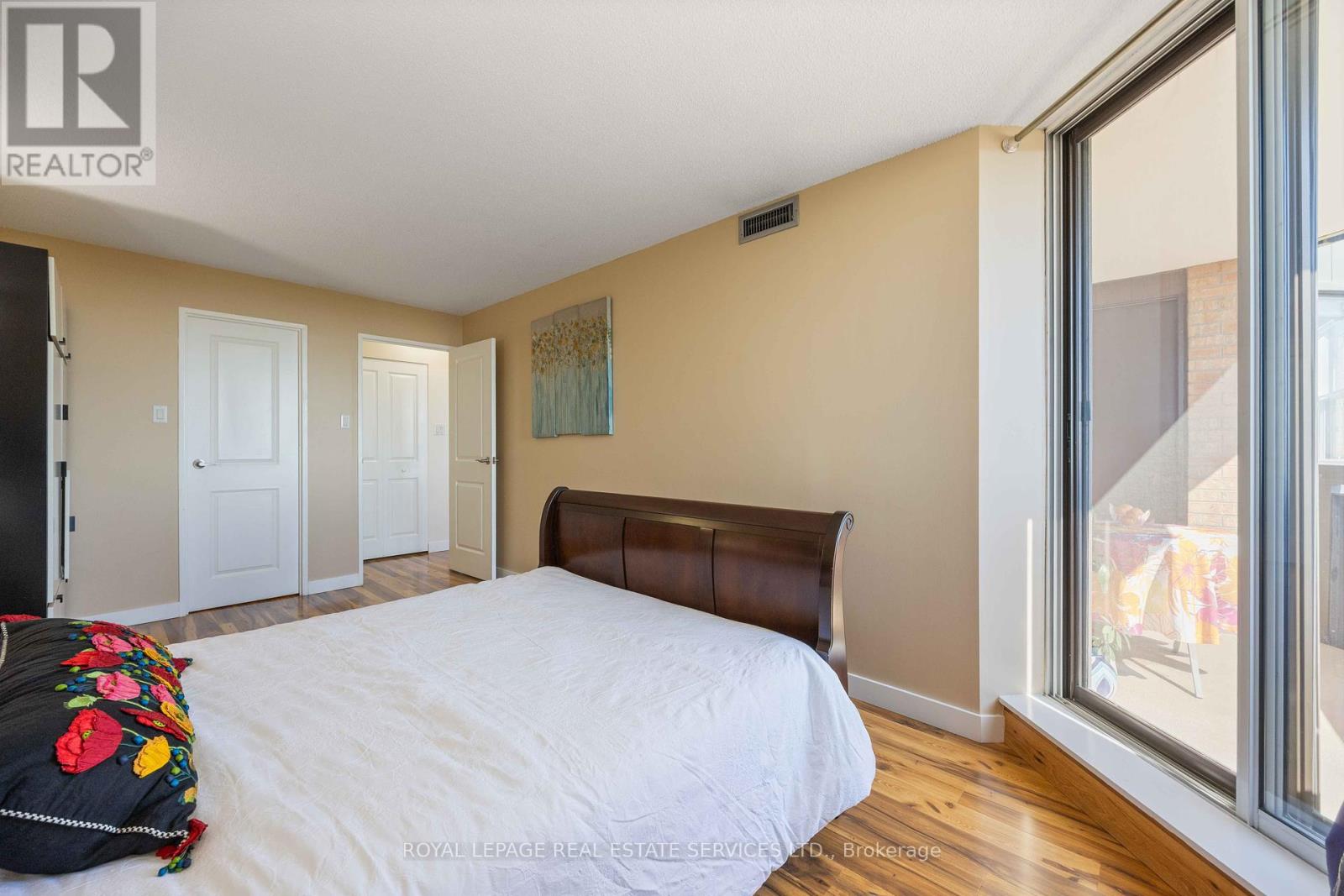 1410 - 3845 Lakeshore Boulevard W, Toronto, Ontario  M8W 4Y3 - Photo 21 - W12438134