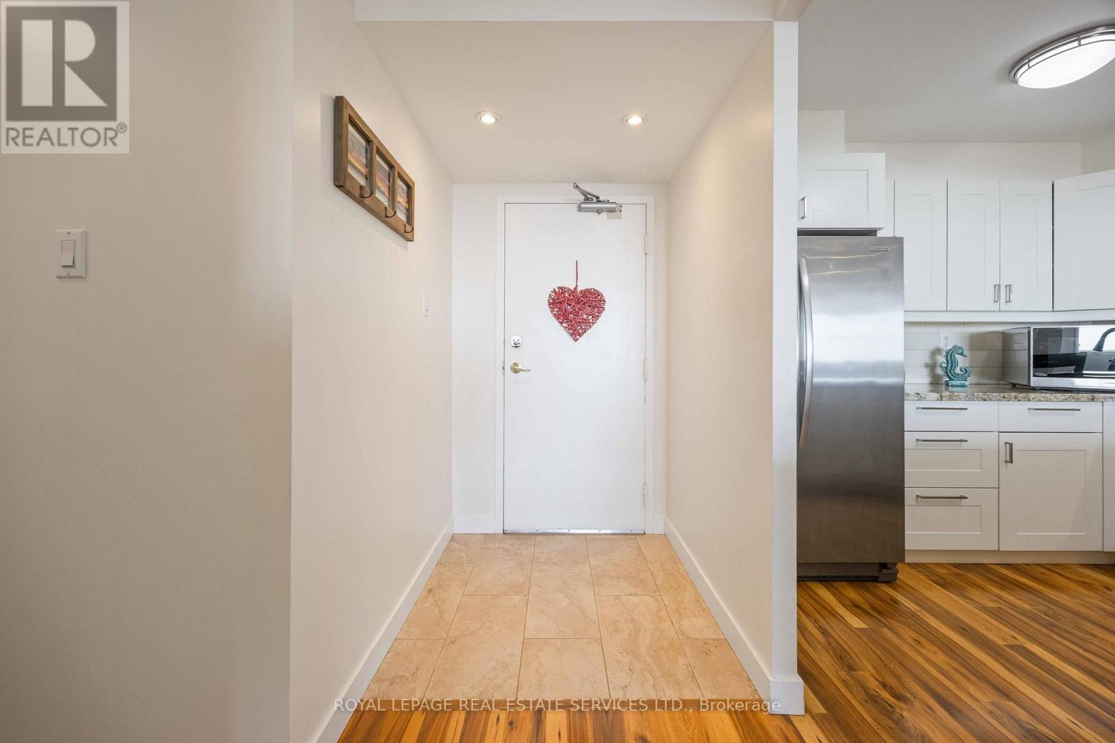 1410 - 3845 Lakeshore Boulevard W, Toronto, Ontario  M8W 4Y3 - Photo 7 - W12438134