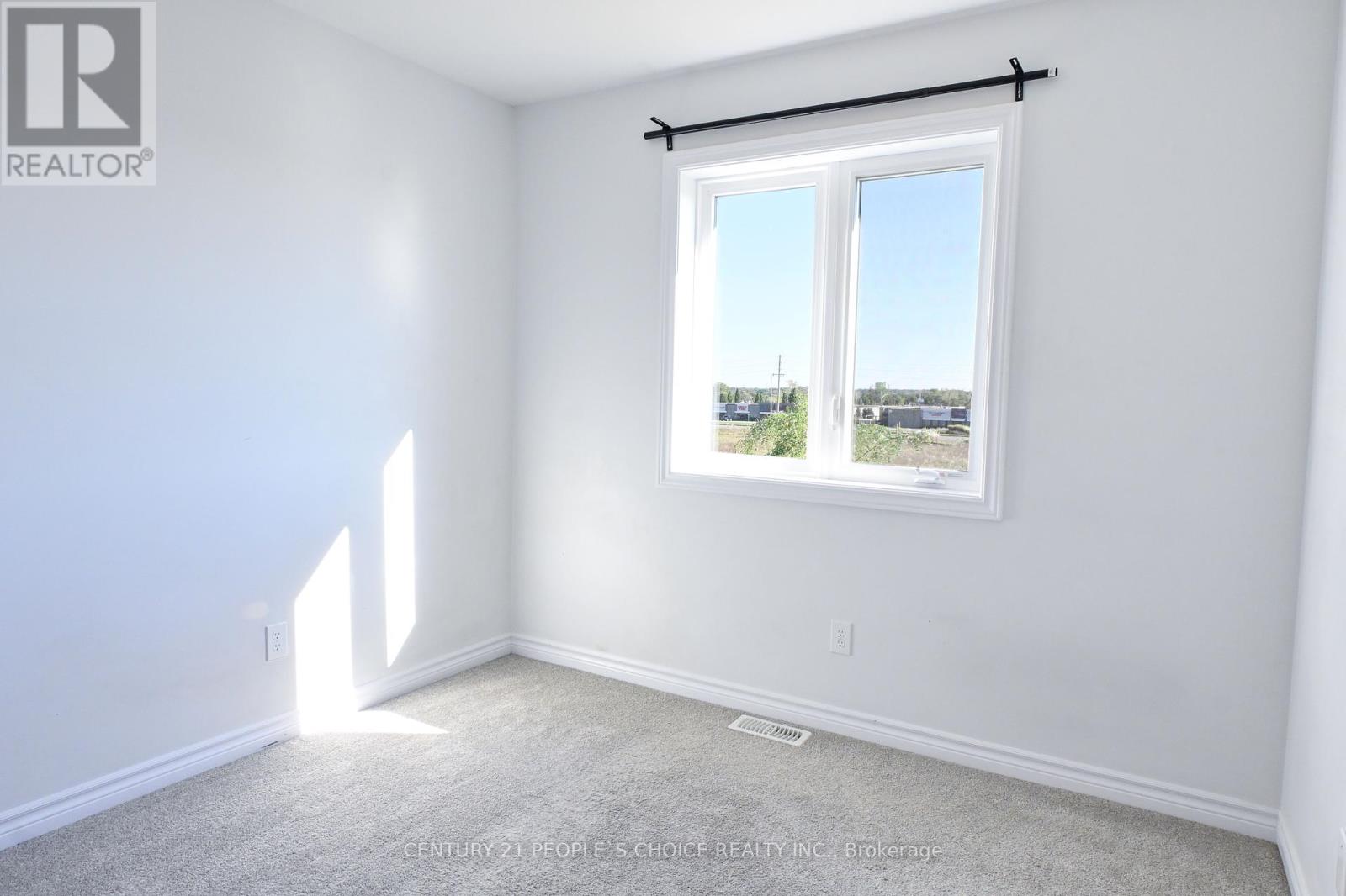 305 Kennington Way, London South, Ontario  N6L 0H4 - Photo 18 - X12438104