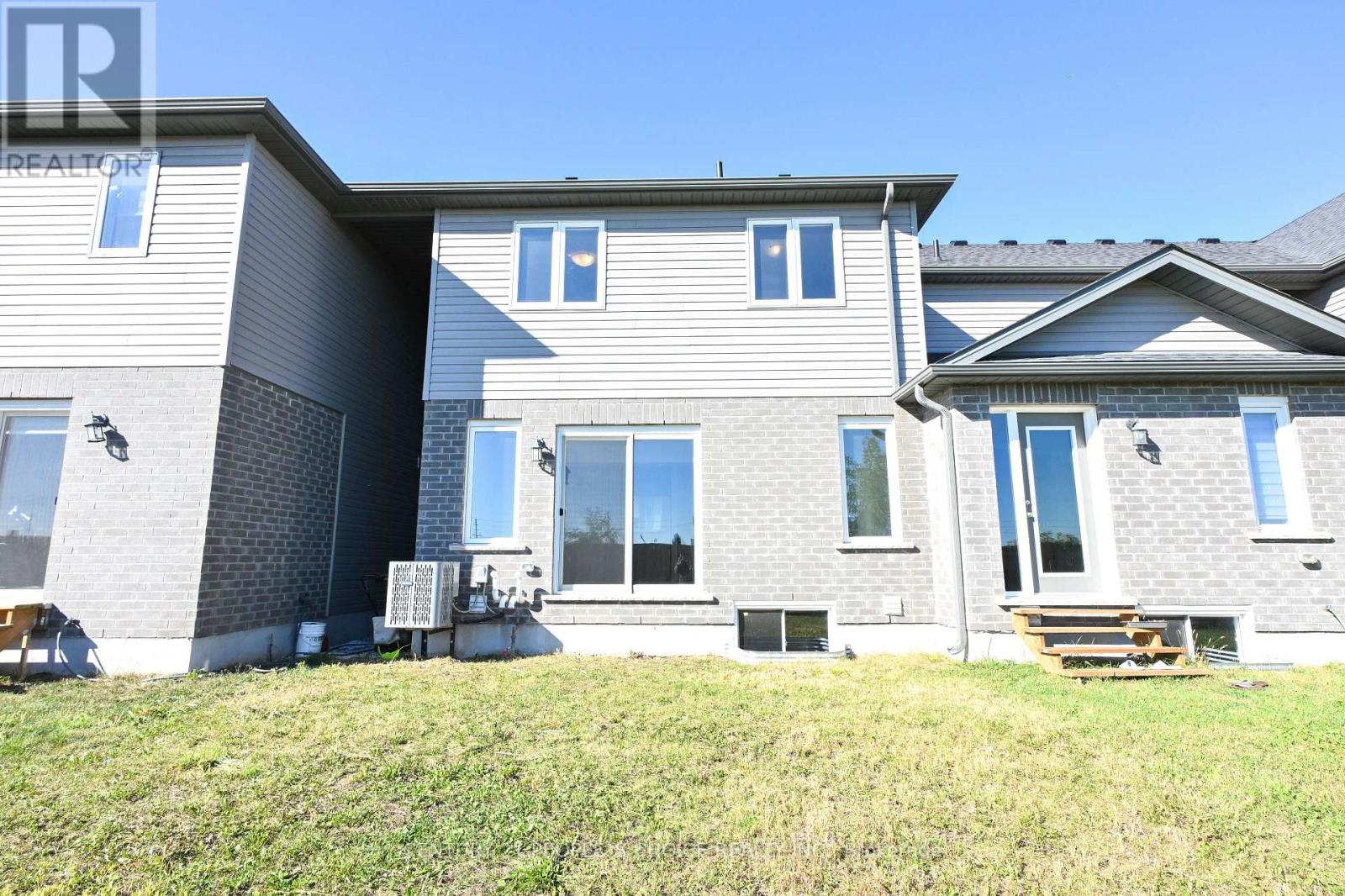 305 Kennington Way, London South, Ontario  N6L 0H4 - Photo 24 - X12438104