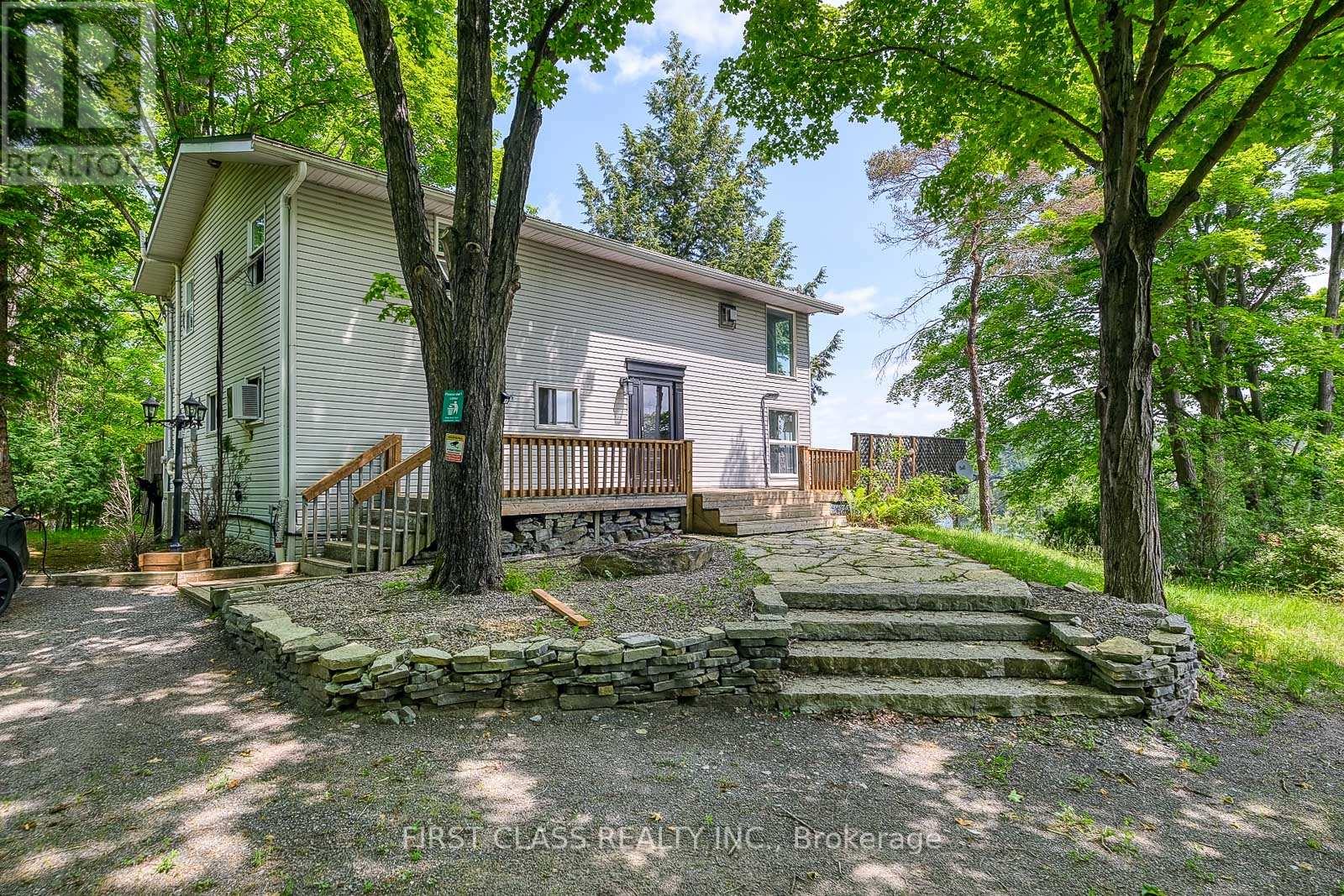 312a Henry Lane, Frontenac, Ontario  K0H 1T0 - Photo 3 - X12438123