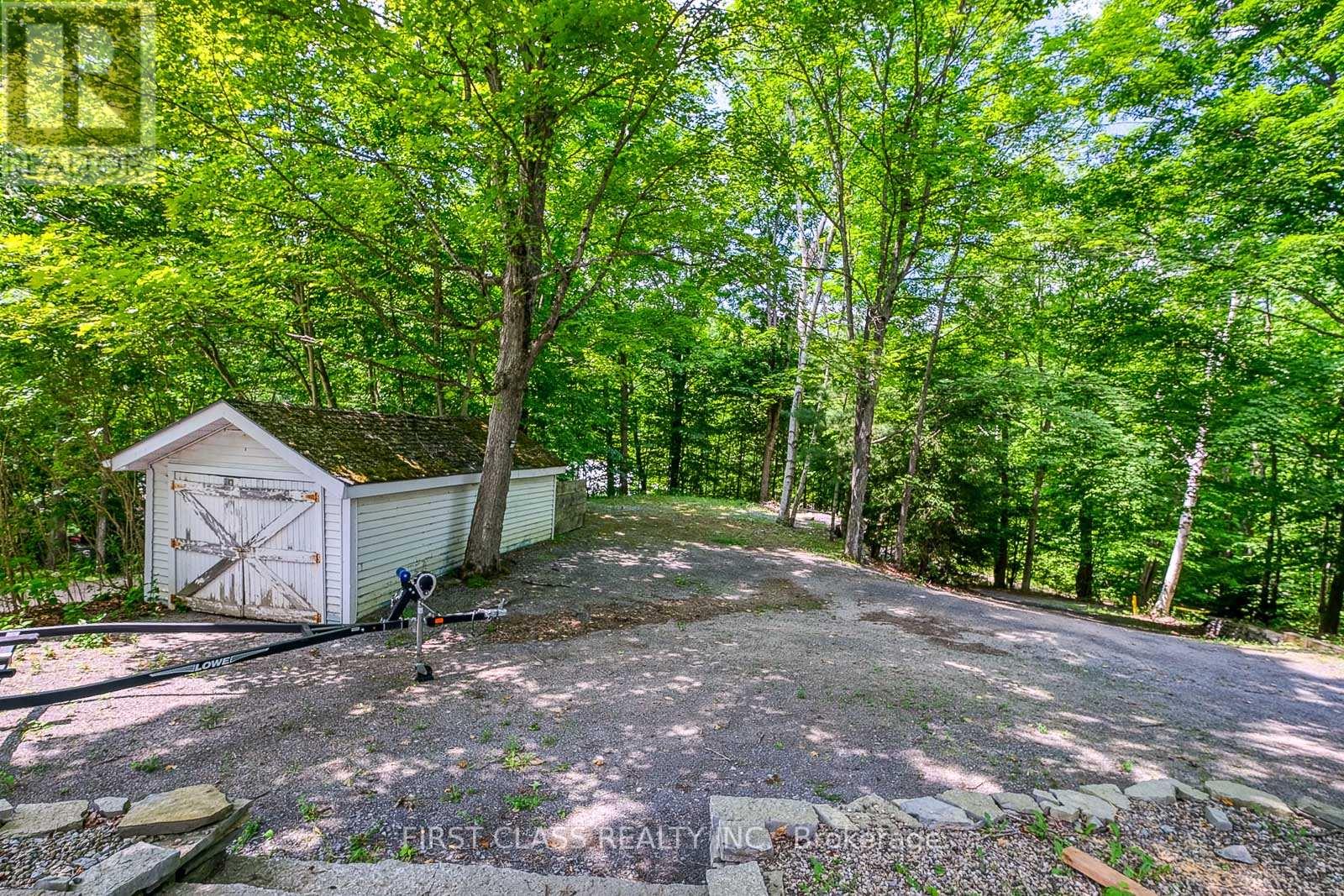312a Henry Lane, Frontenac, Ontario  K0H 1T0 - Photo 4 - X12438123