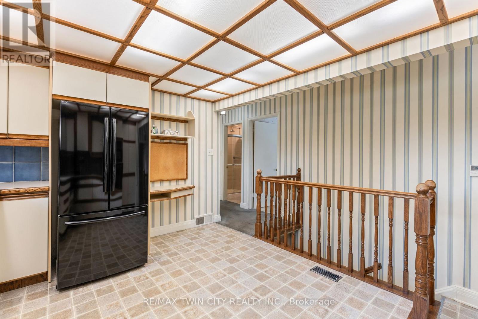 130 Highland Park, Cambridge, Ontario  N3H 3H4 - Photo 21 - X12438141