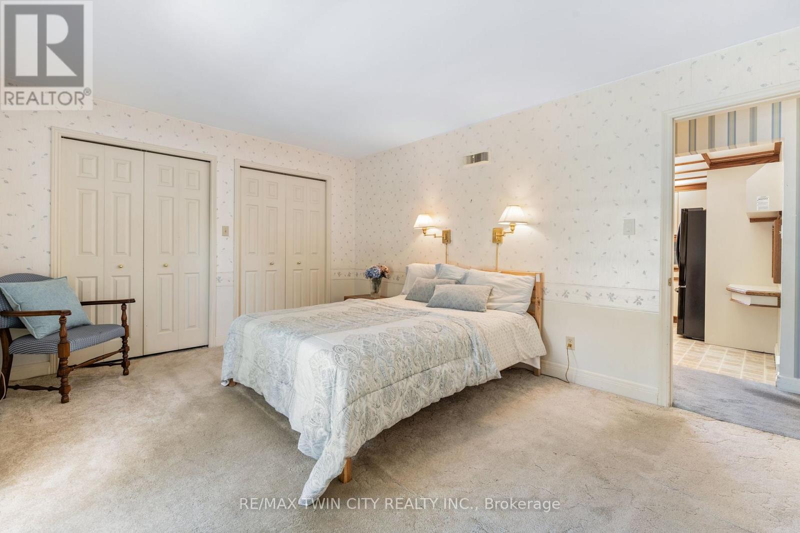 130 Highland Park, Cambridge, Ontario  N3H 3H4 - Photo 24 - X12438141