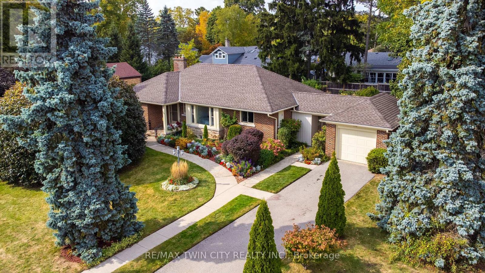 130 Highland Park, Cambridge, Ontario  N3H 3H4 - Photo 43 - X12438141