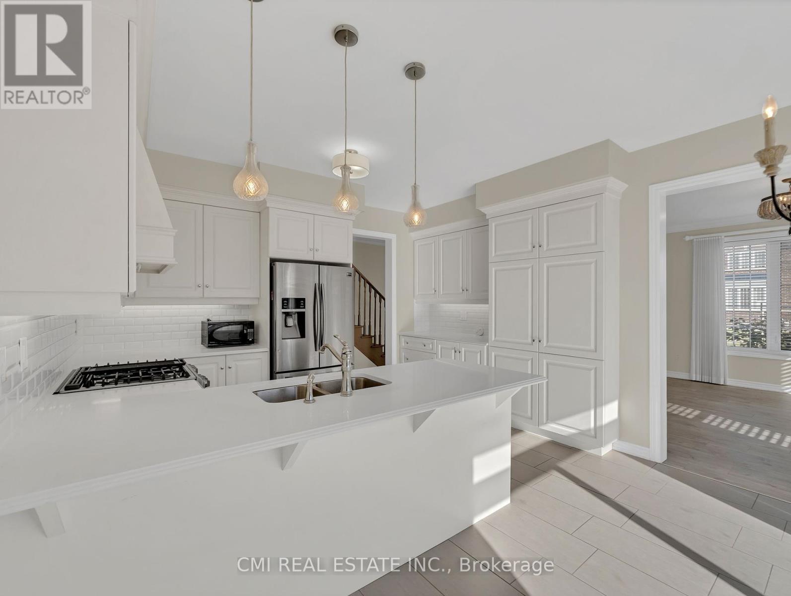274 Esther Crescent, Thorold, Ontario  L3B 0H1 - Photo 16 - X12438162