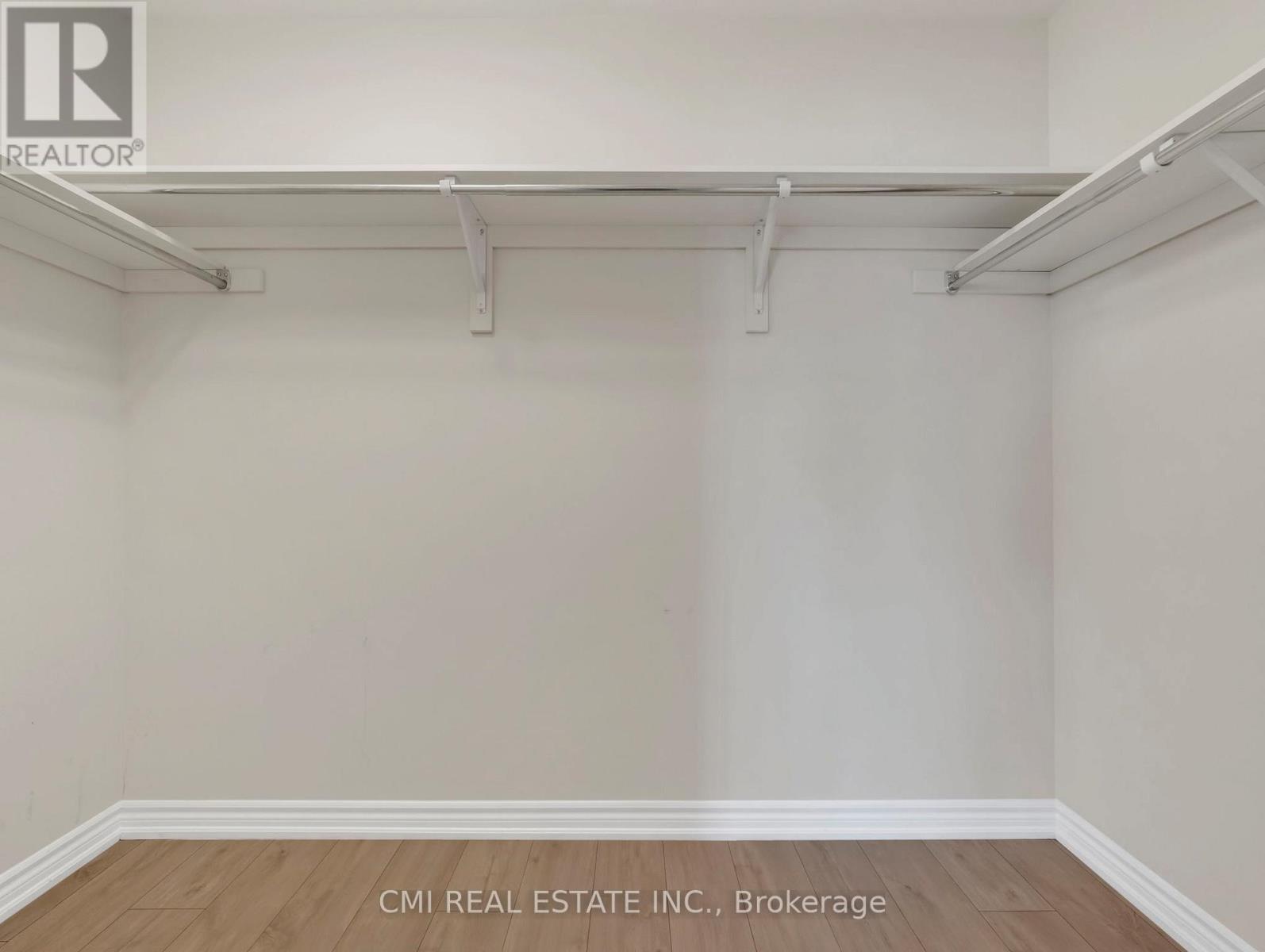 274 Esther Crescent, Thorold, Ontario  L3B 0H1 - Photo 30 - X12438162