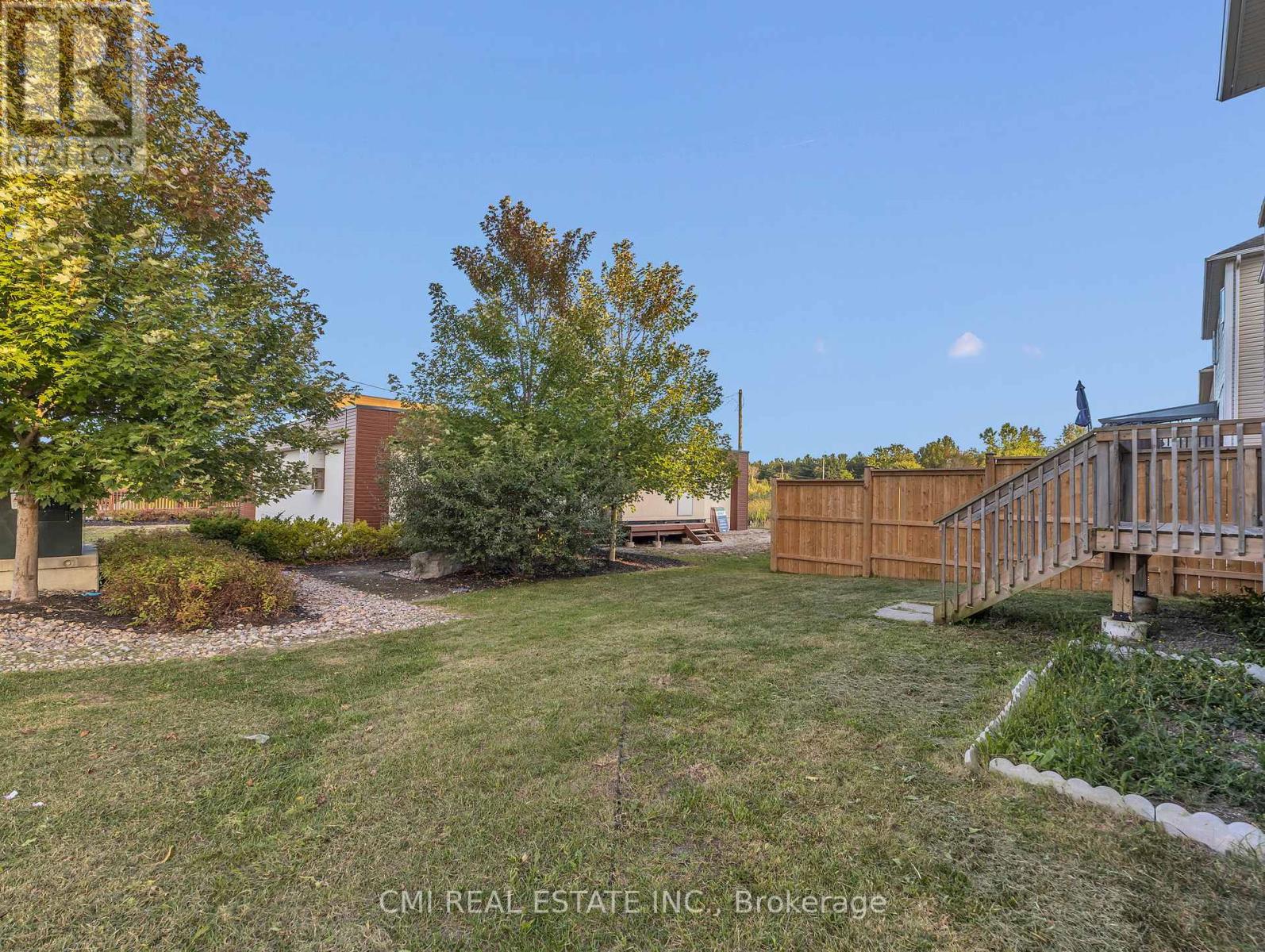 274 Esther Crescent, Thorold, Ontario  L3B 0H1 - Photo 40 - X12438162