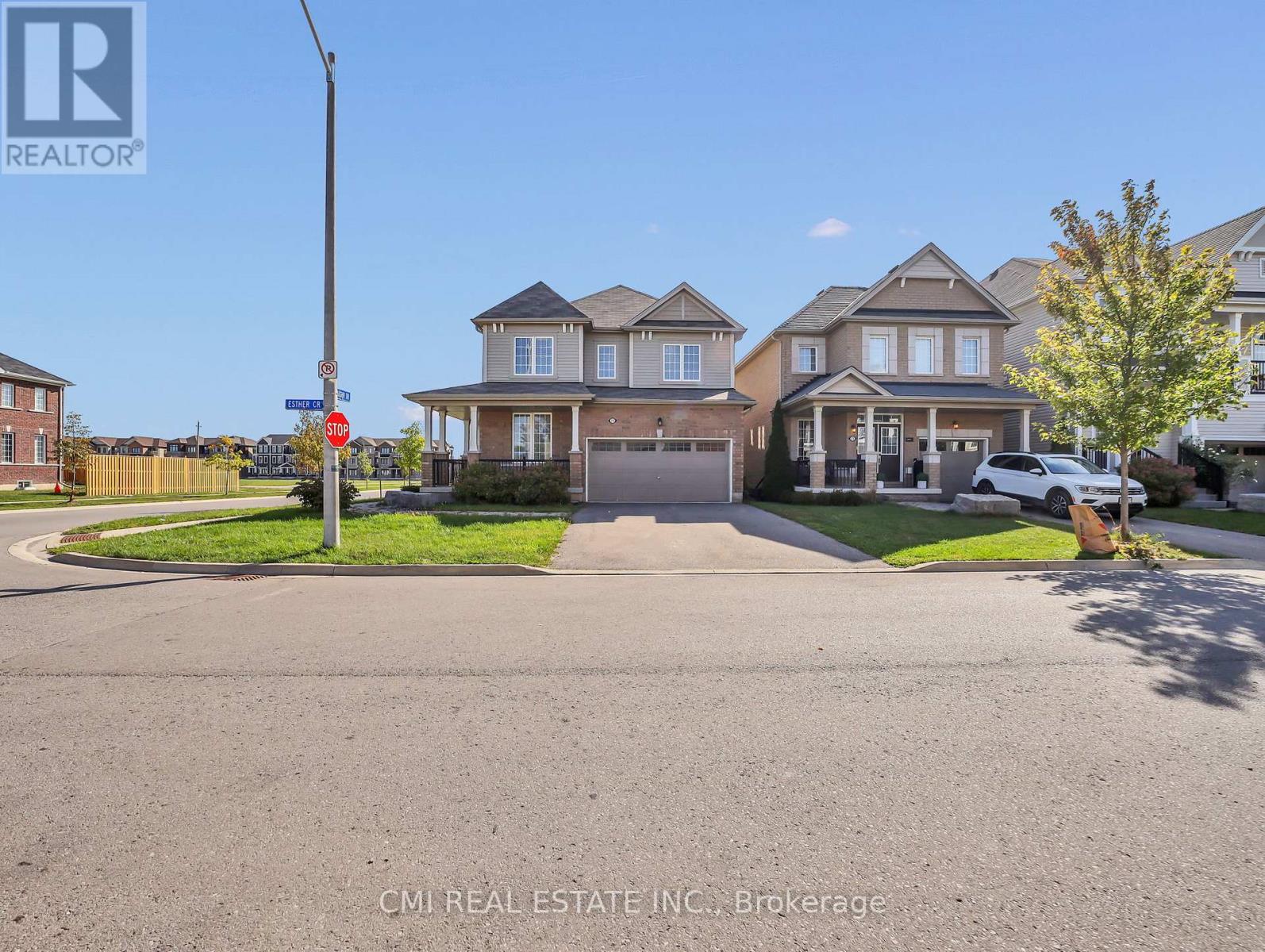 274 Esther Crescent, Thorold, Ontario  L3B 0H1 - Photo 5 - X12438162