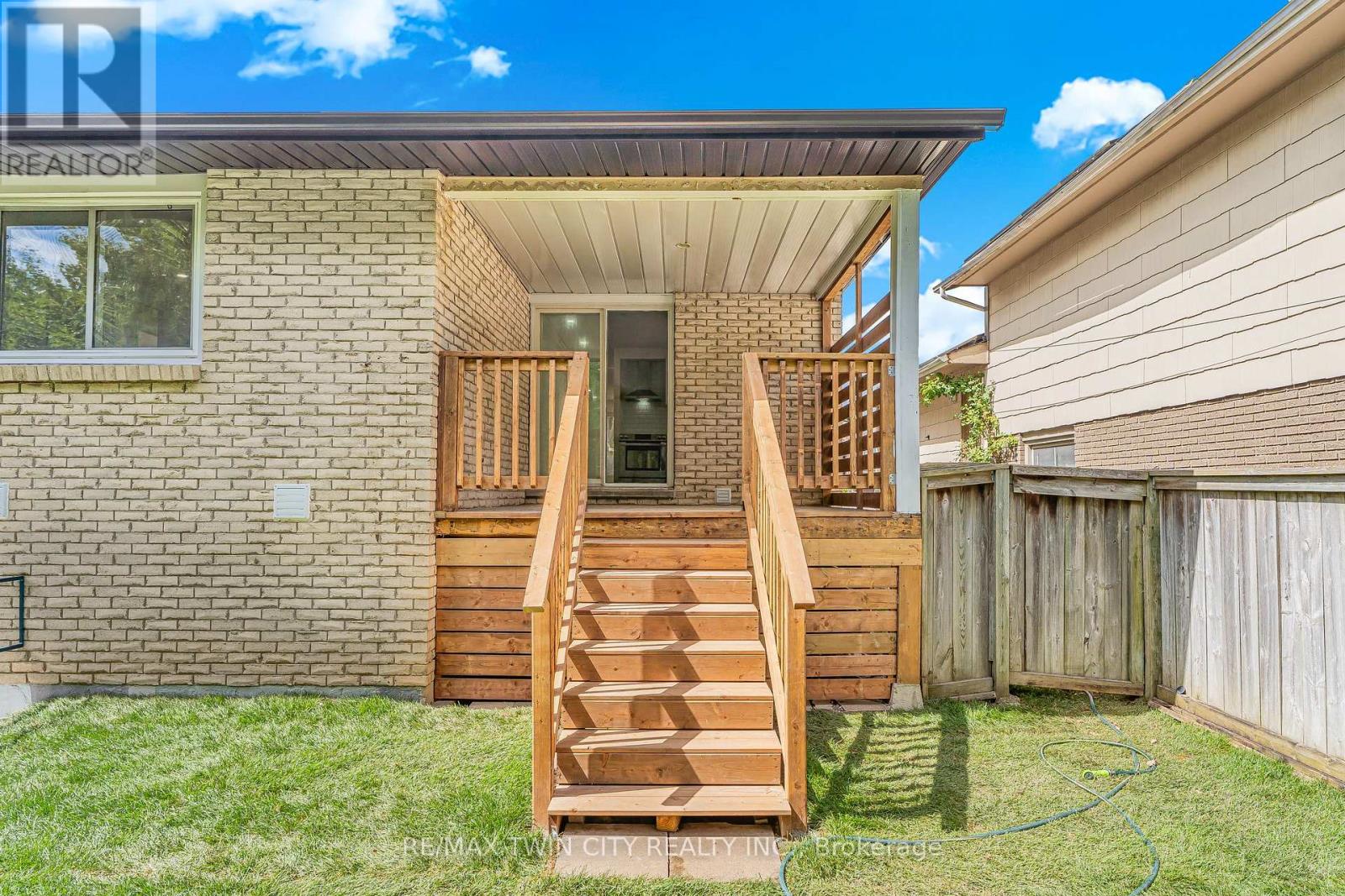 120 Westheights Drive, Kitchener, Ontario  N2N 1J9 - Photo 35 - X12438165