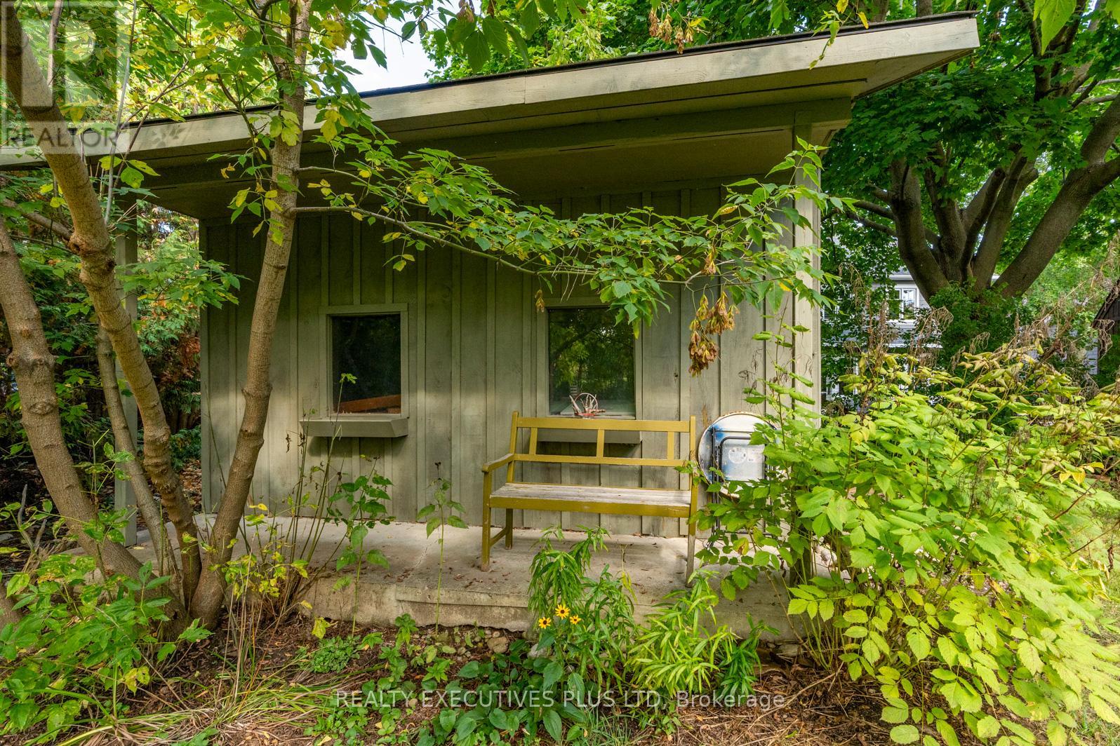 94 Huron Street E, Blue Mountains, Ontario  N0H 2P0 - Photo 24 - X12438169