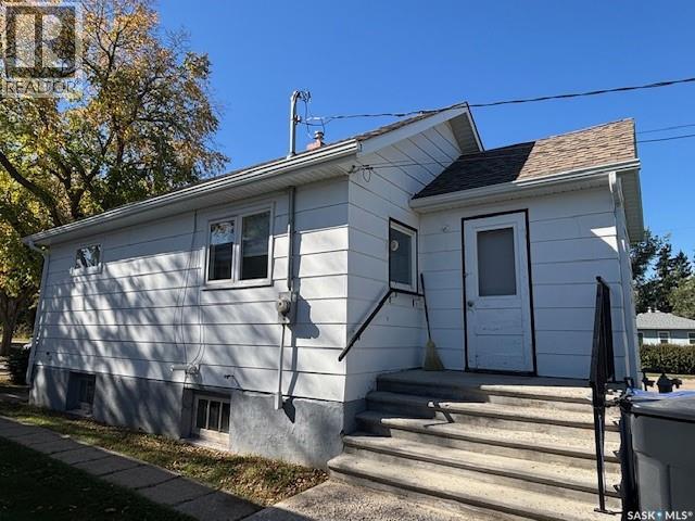 239 3rd Avenue W, Canora, Saskatchewan  S0A 0L0 - Photo 19 - SK019755