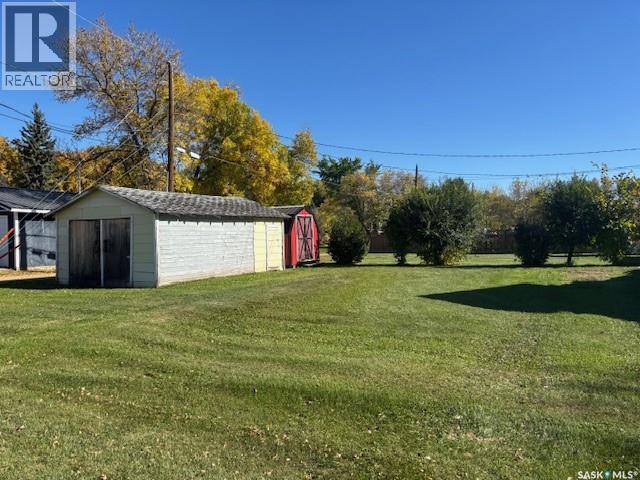 239 3rd Avenue W, Canora, Saskatchewan  S0A 0L0 - Photo 21 - SK019755