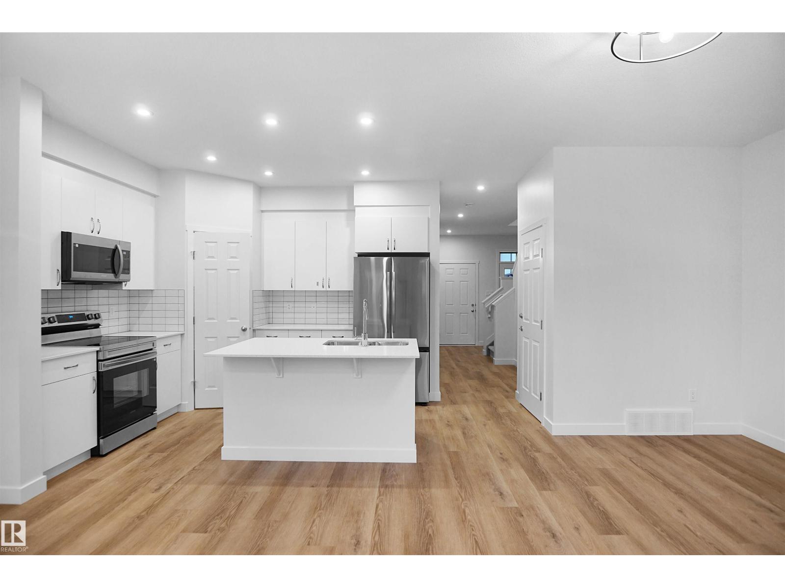 2021 209a St Nw, Edmonton, Alberta  T6M 1P9 - Photo 11 - E4460285