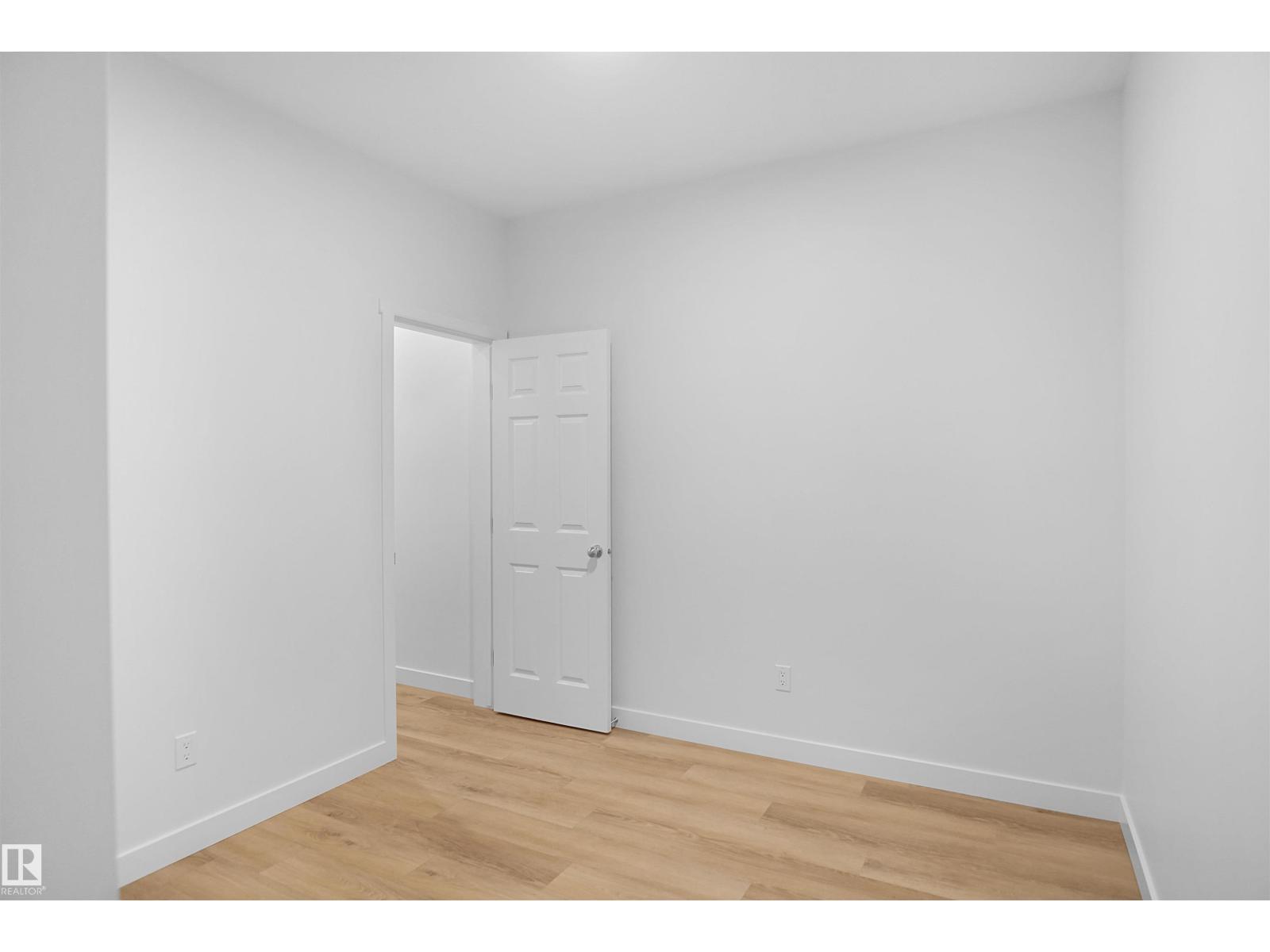 2021 209a St Nw, Edmonton, Alberta  T6M 1P9 - Photo 5 - E4460285