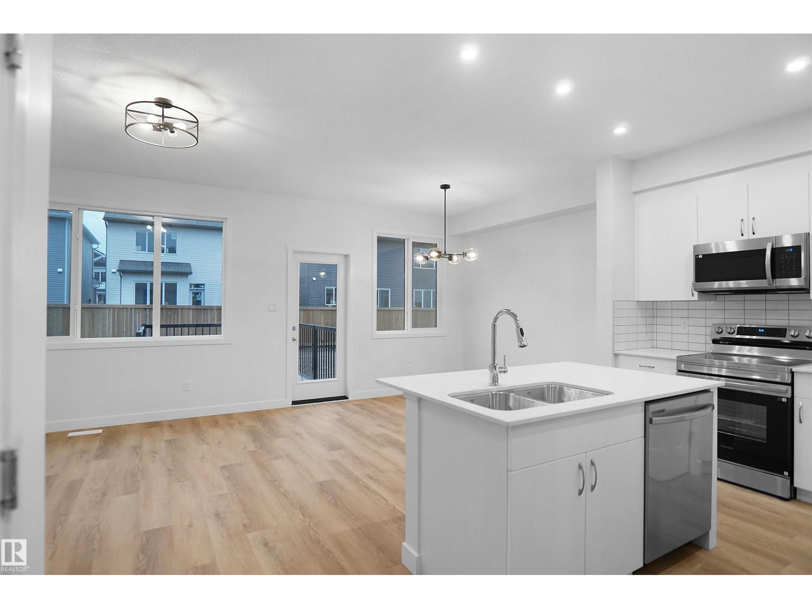 2021 209a St Nw, Edmonton, Alberta  T6M 1P9 - Photo 8 - E4460285