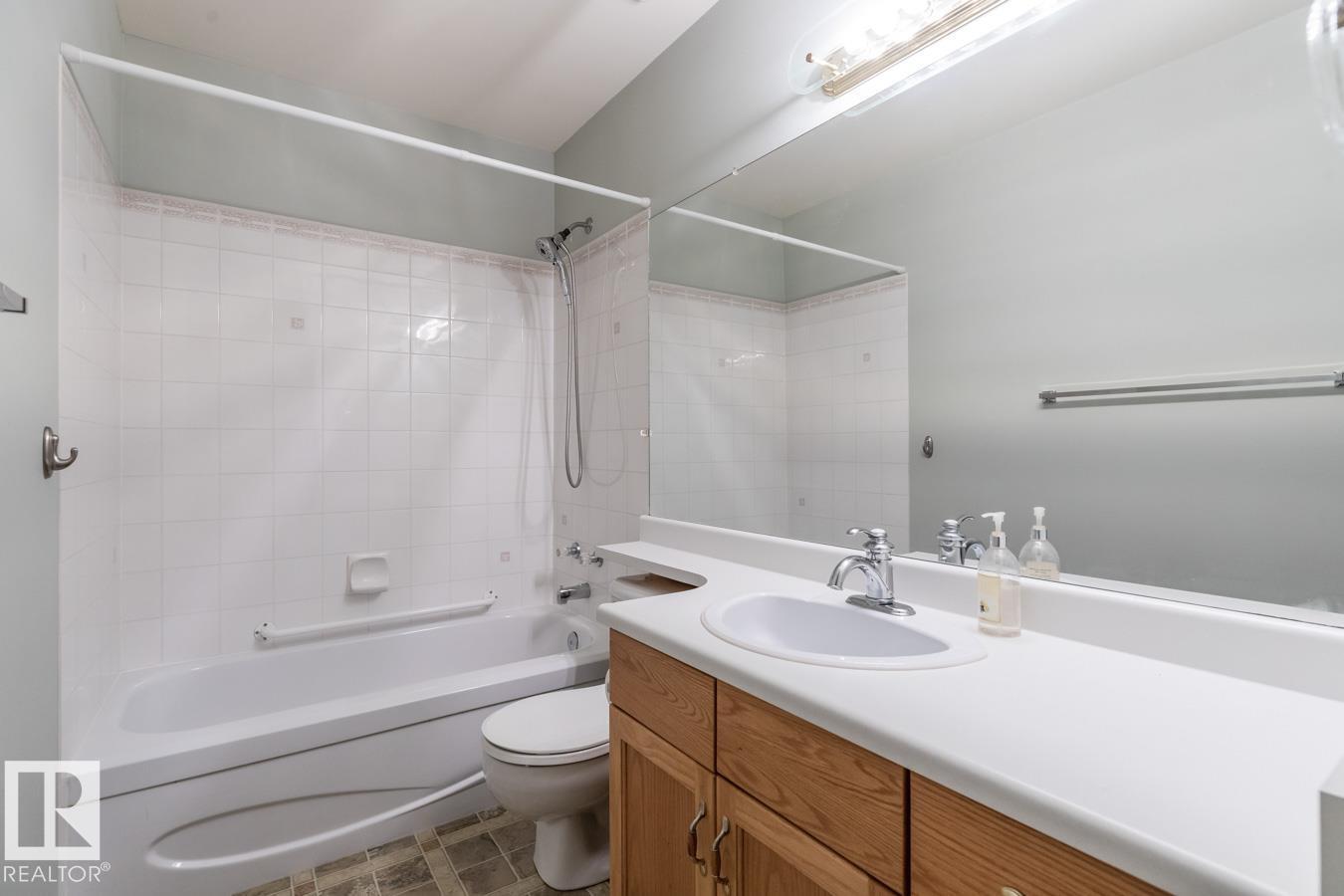 935 Youville Dr W Nw, Edmonton, Alberta  T6L 6T2 - Photo 22 - E4460287