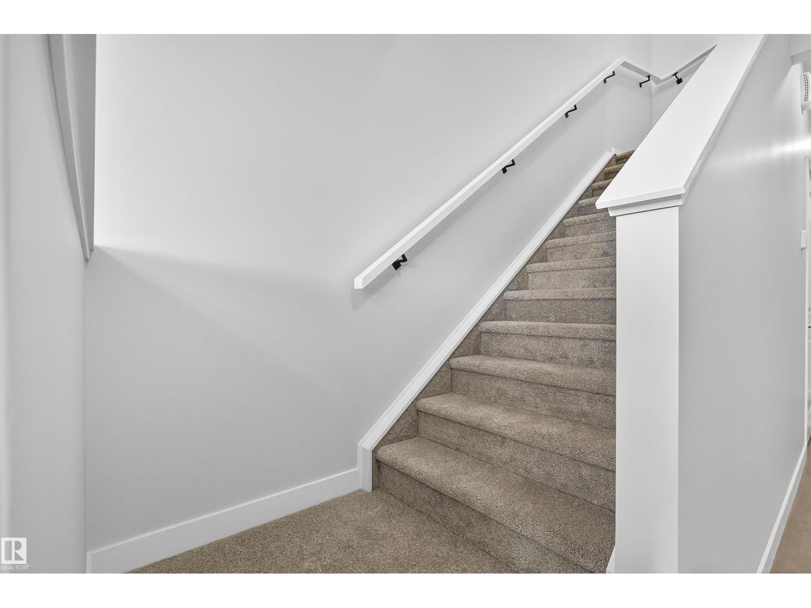 3727 Erlanger Dr Nw, Edmonton, Alberta  T6M 3G6 - Photo 8 - E4460290