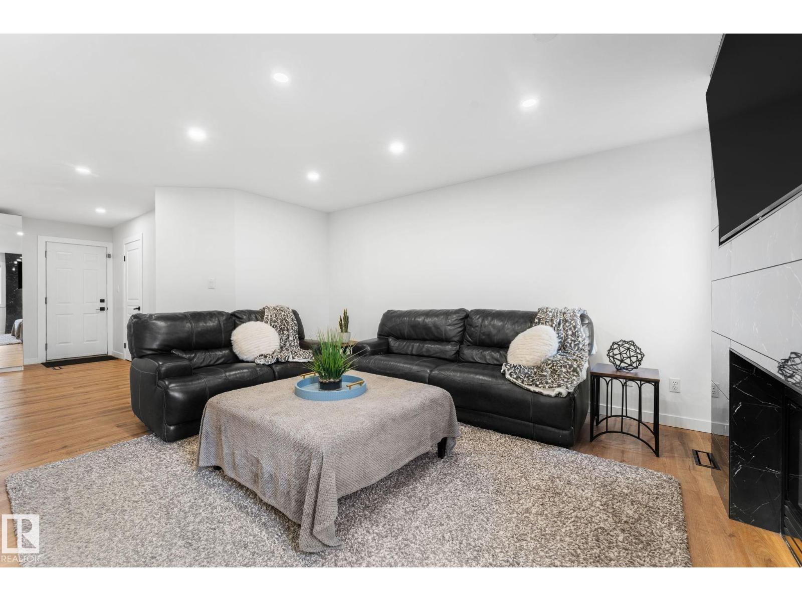 362 Blackburn Dr E Sw, Edmonton, Alberta  T6W 1B8 - Photo 11 - E4460289