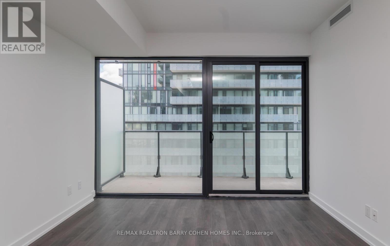 1807 - 161 Roehampton Avenue, Toronto, Ontario  M4P 1P9 - Photo 5 - C12438193