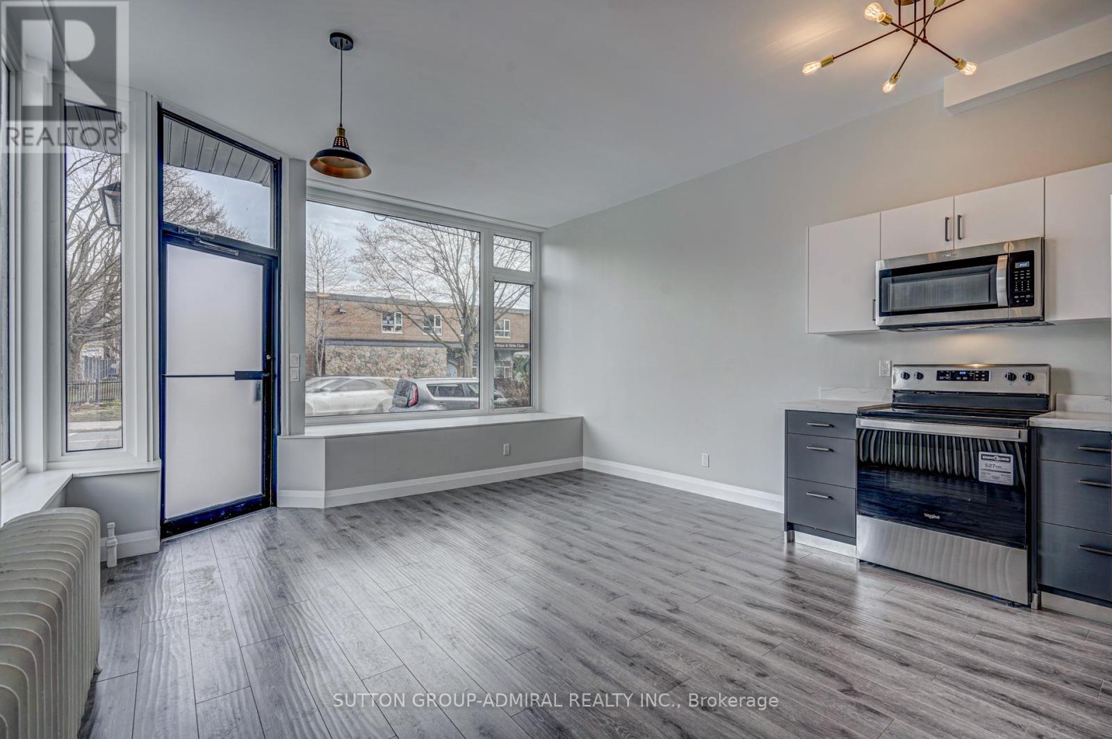 A - 858 Palmerston Avenue, Toronto, Ontario  M6G 2S1 - Photo 6 - C12438195