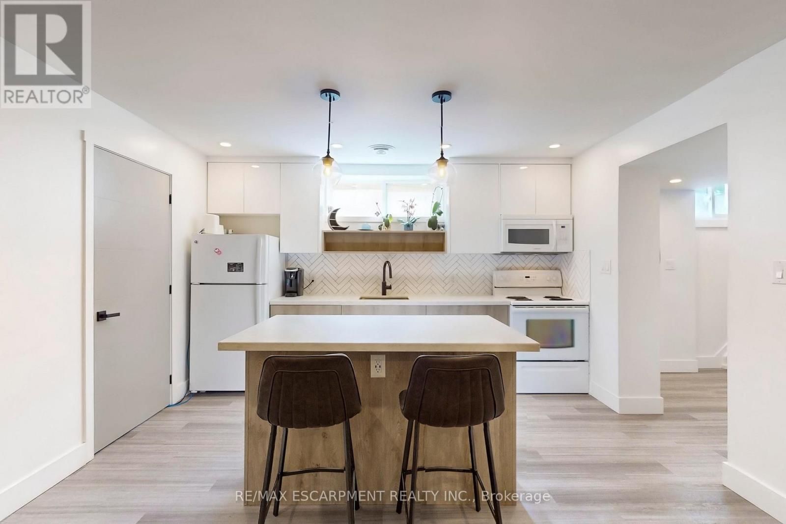 28 Dunsmore Gardens, Toronto, Ontario  M3H 3M2 - Photo 39 - C12438201