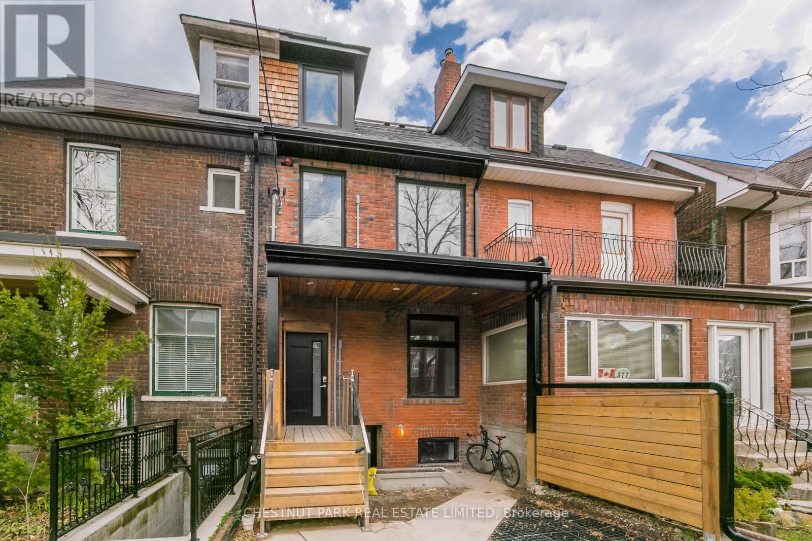 FLAT 3 - 379 CLARENS AVENUE, Toronto, Ontario