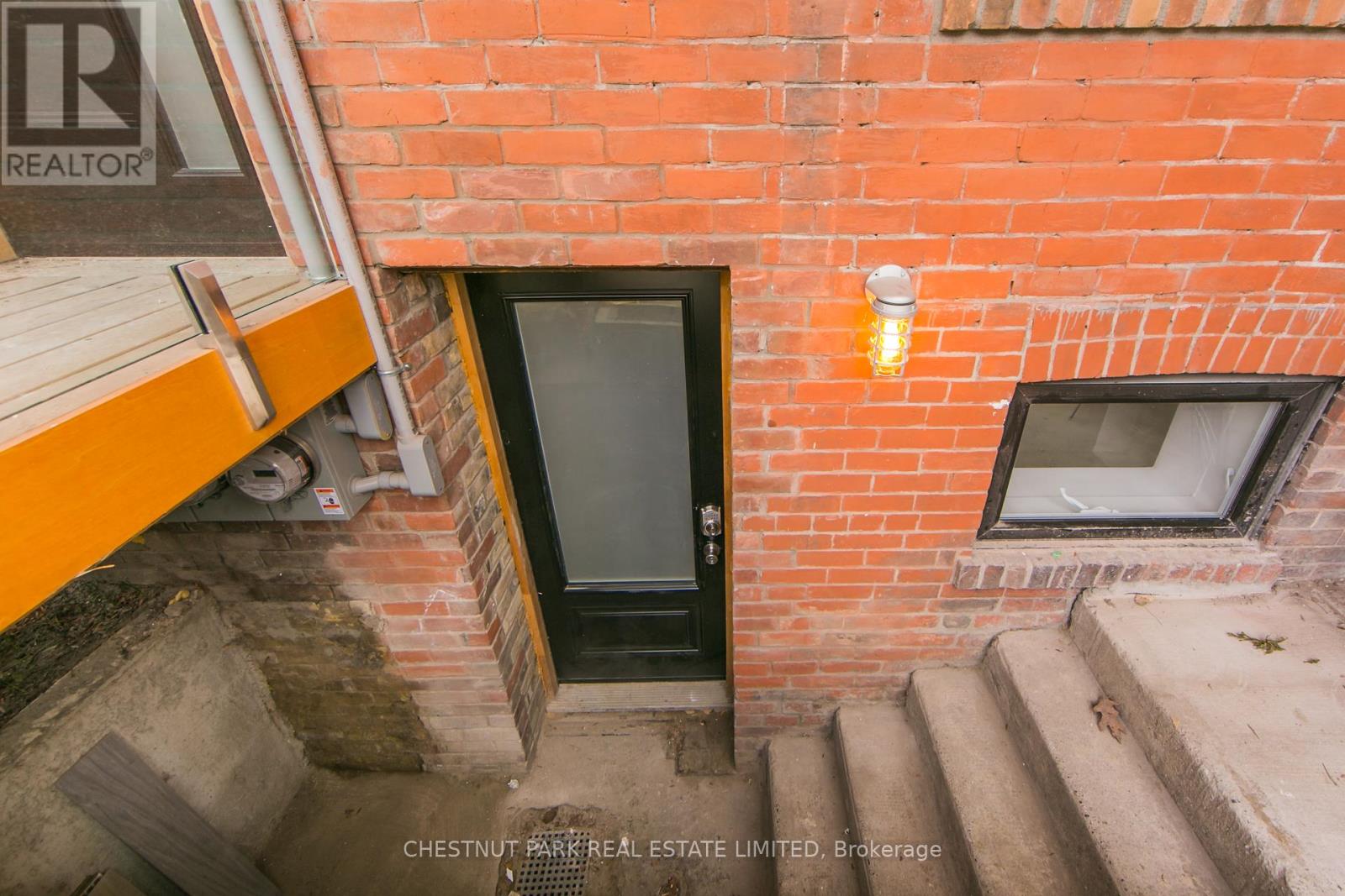 Flat 3 - 379 Clarens Avenue, Toronto, Ontario  M6H 3W2 - Photo 23 - C12438202