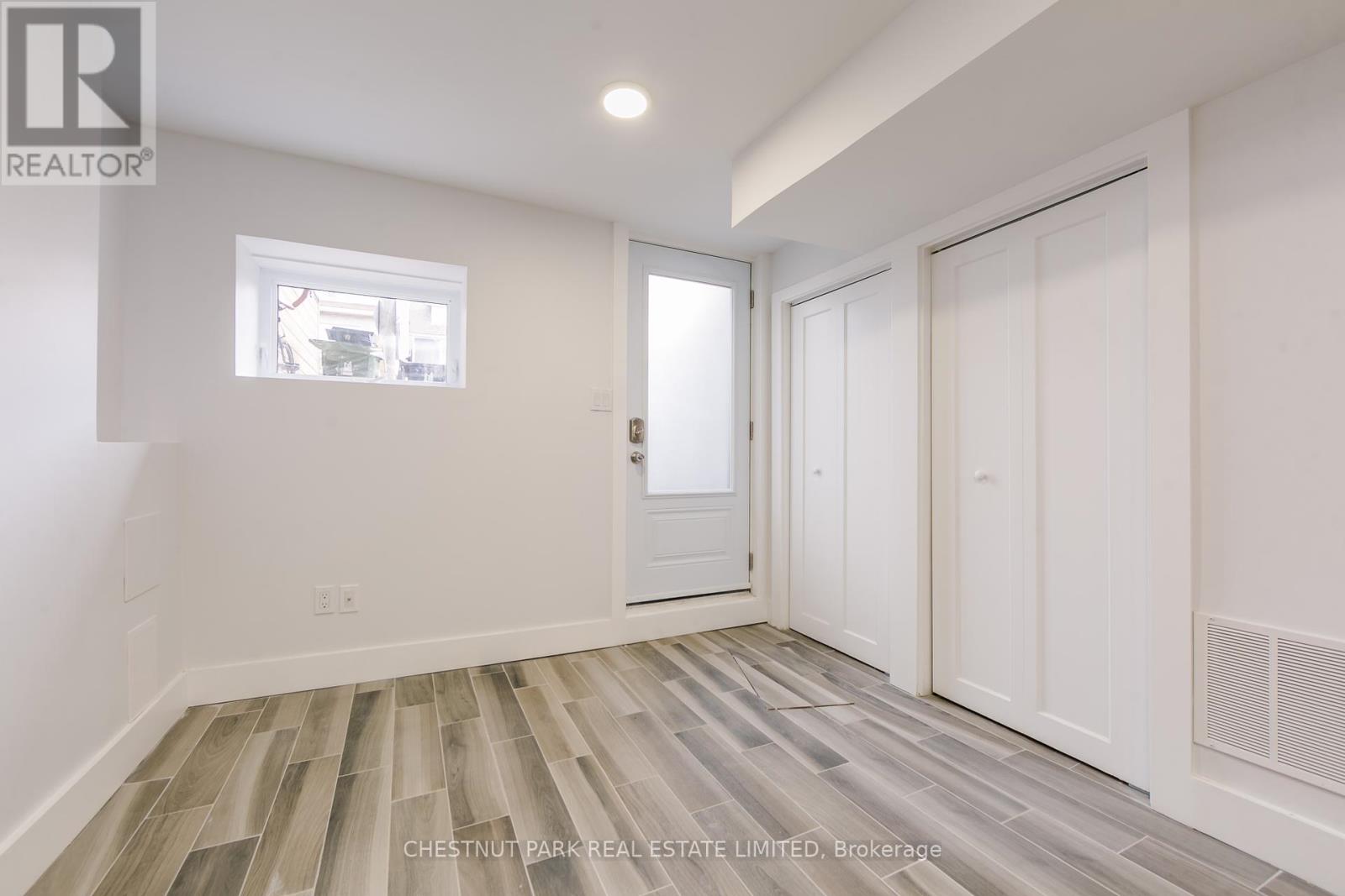 Flat 3 - 379 Clarens Avenue, Toronto, Ontario  M6H 3W2 - Photo 3 - C12438202