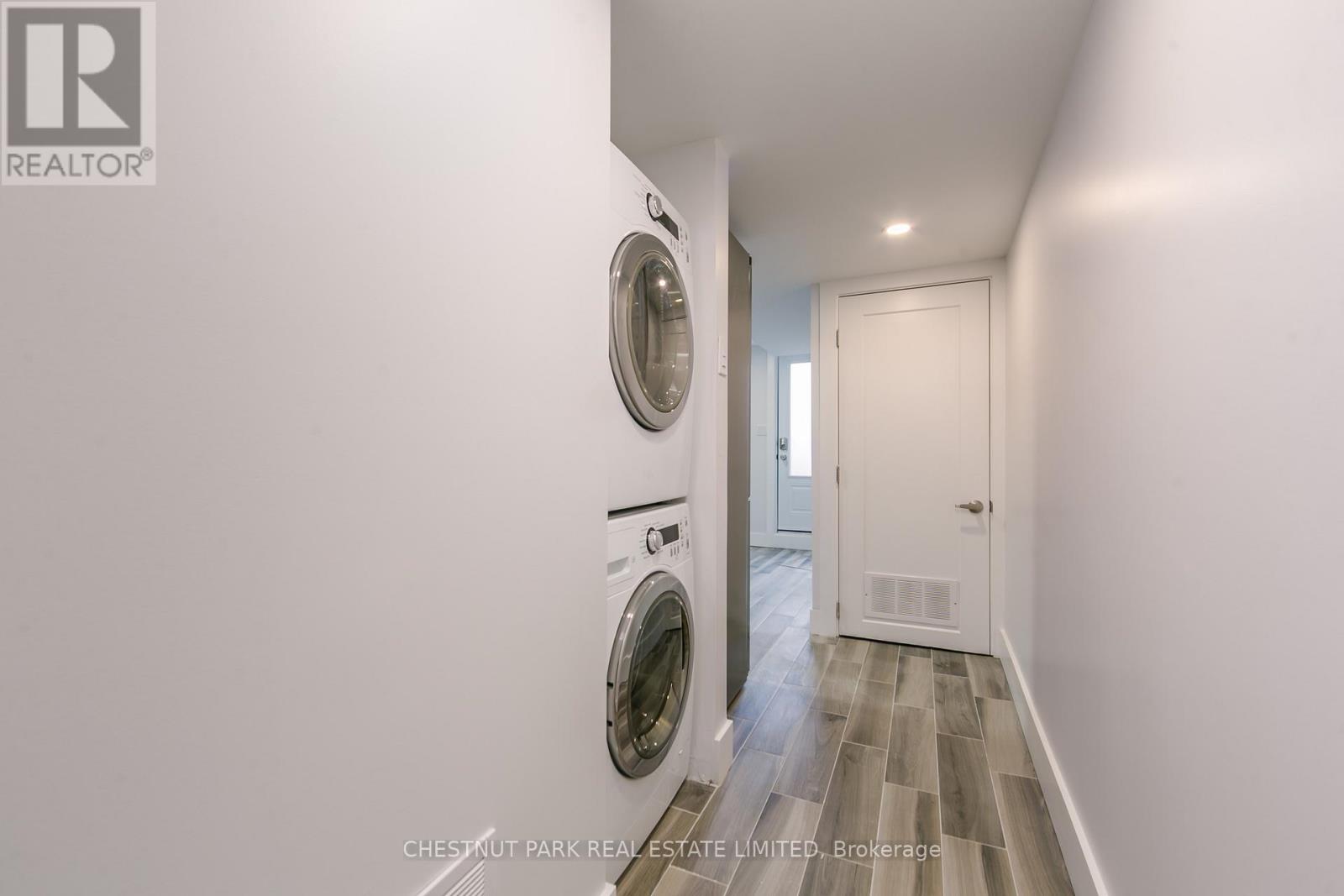 Flat 3 - 379 Clarens Avenue, Toronto, Ontario  M6H 3W2 - Photo 9 - C12438202