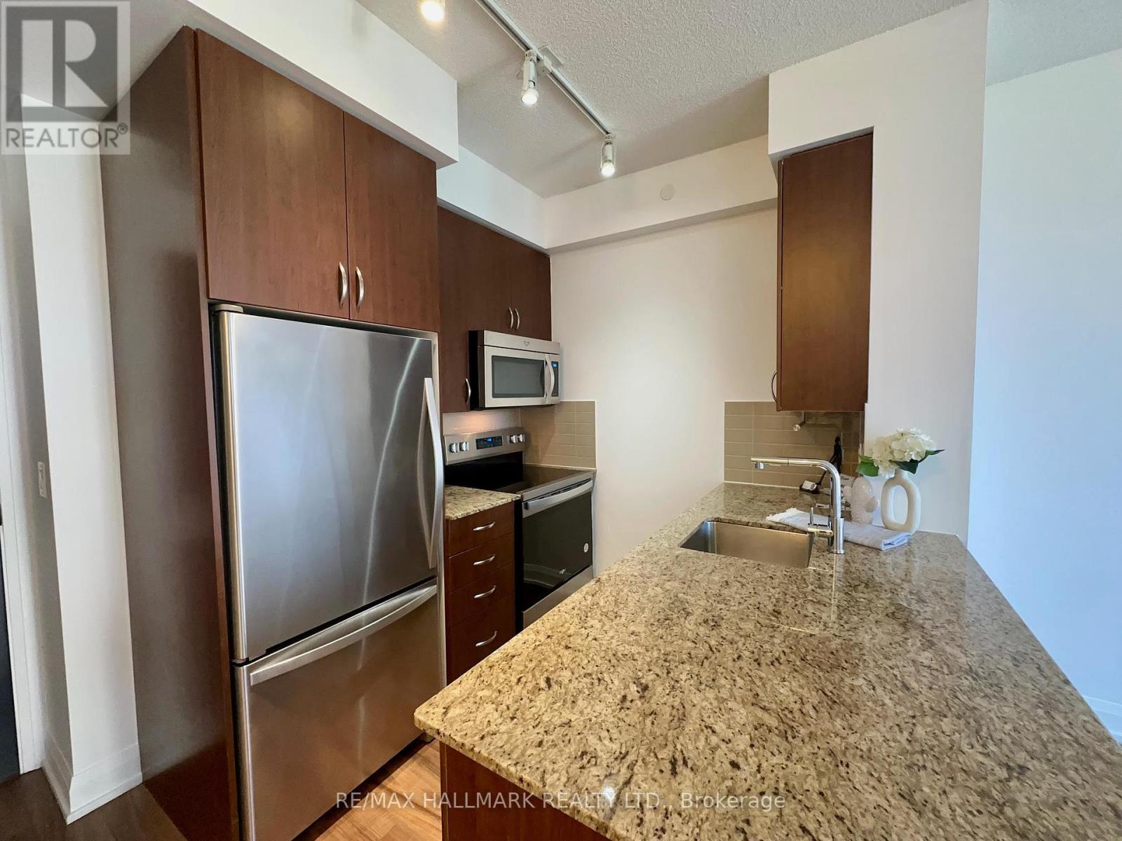 1008 - 18 Graydon Hall Drive, Toronto, Ontario  M3A 0A4 - Photo 3 - C12438225