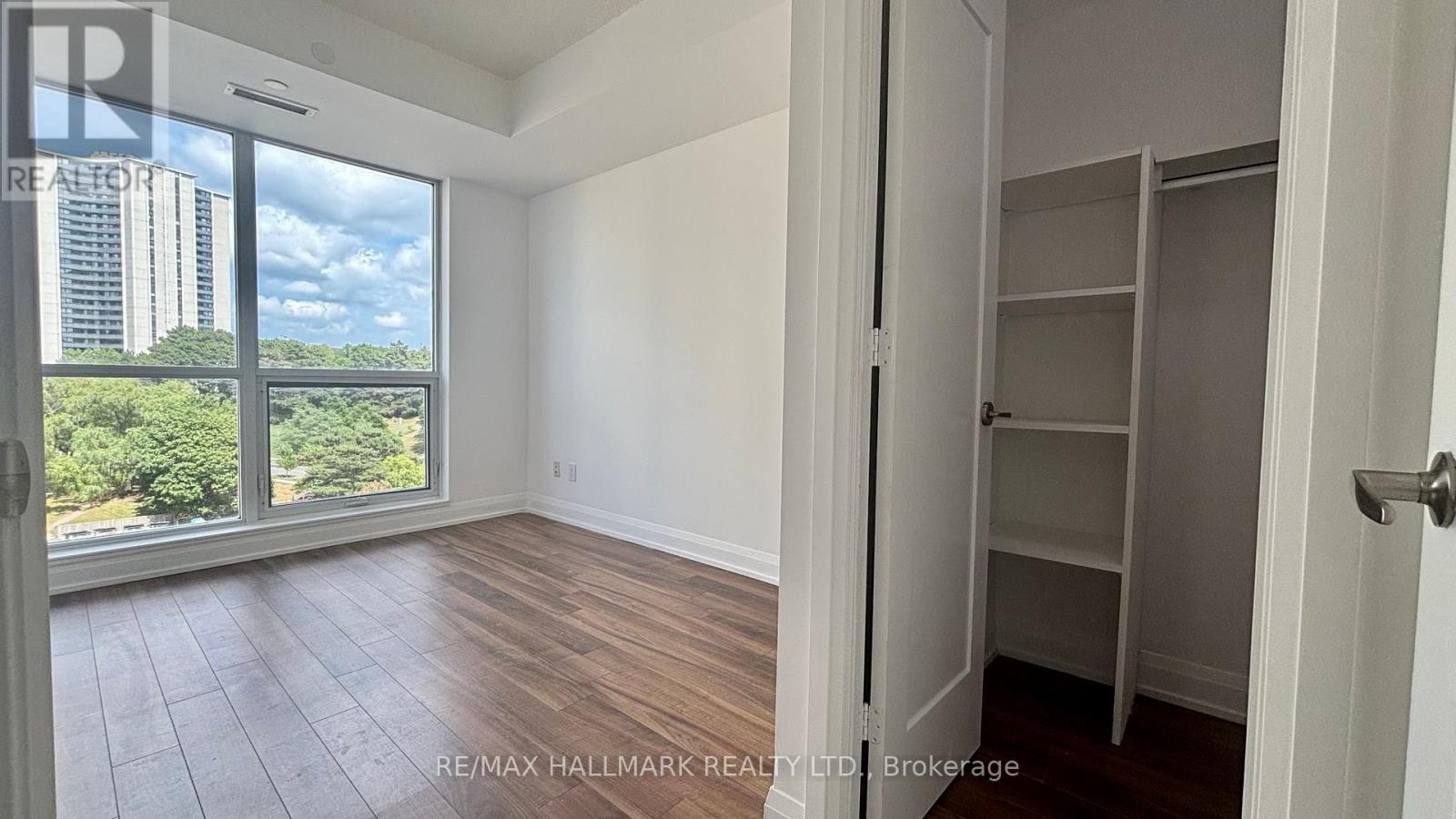 1008 - 18 Graydon Hall Drive, Toronto, Ontario  M3A 0A4 - Photo 7 - C12438225