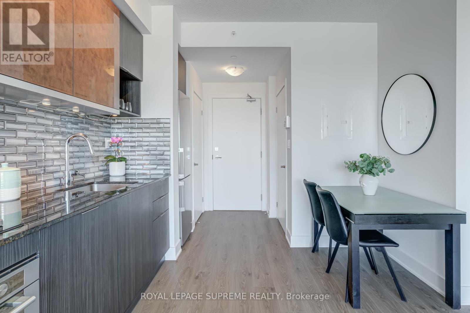 817 - 99 The Donway W Way, Toronto, Ontario  M3C 0N8 - Photo 3 - C12438280